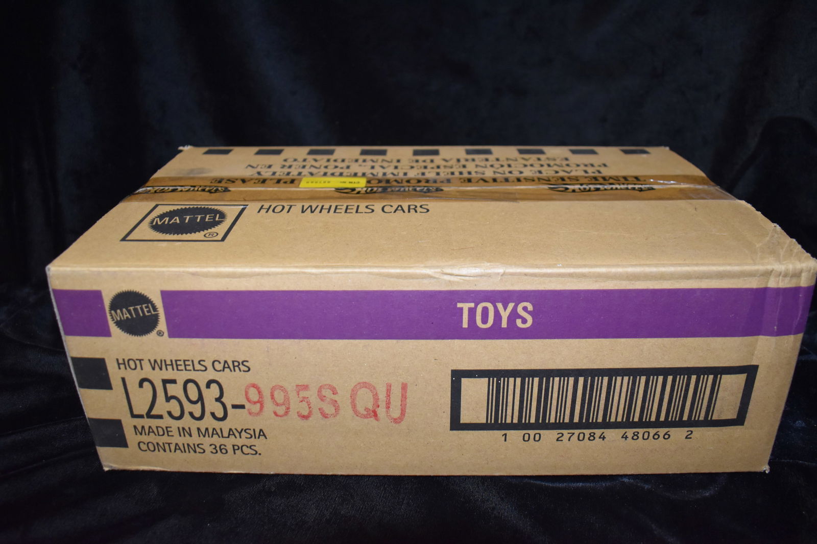 Mattel Hot Wheels Assortment contains 36 cars 2009: Mattel Hot Wheels Assortment contains 36 cars 2009. All cars are brand new and in their original card. The cars in the box probably don't match the numbers on the outside of the box. We made sure the