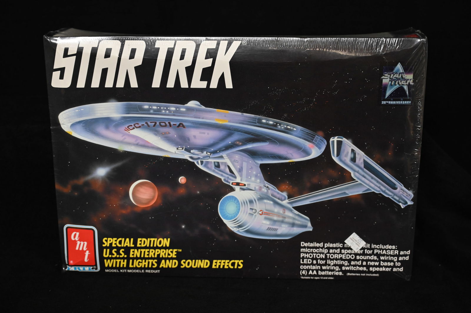 AMT ERTL Star Trek Special Edition U.S.S. Enterprise with Lights and Sounds Model Kit Produced in (1 of 4)