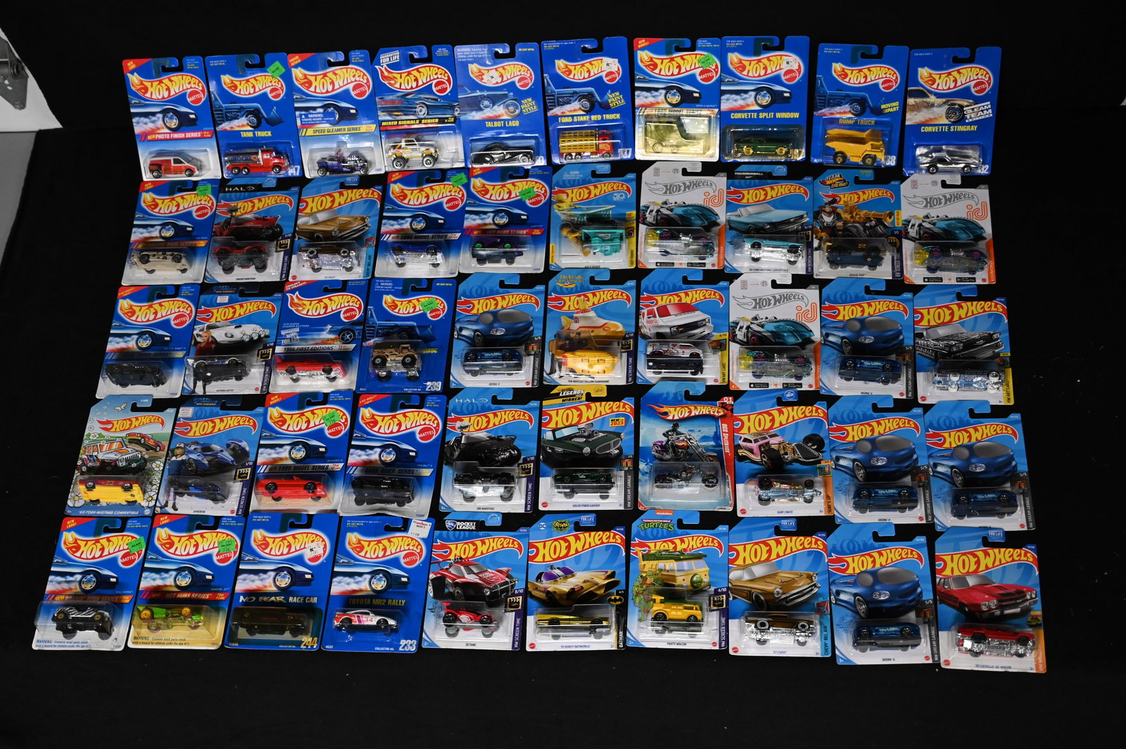 Mattel Hot Wheels Assortment of 50 cars 1993-2021 All cars are brand new and in the original card.: Mattel Hot Wheels Assortment of 50 cars 1993-2021 All cars are brand new and in the original card. The dates will range so please look at the pictures for condition and age of each car.