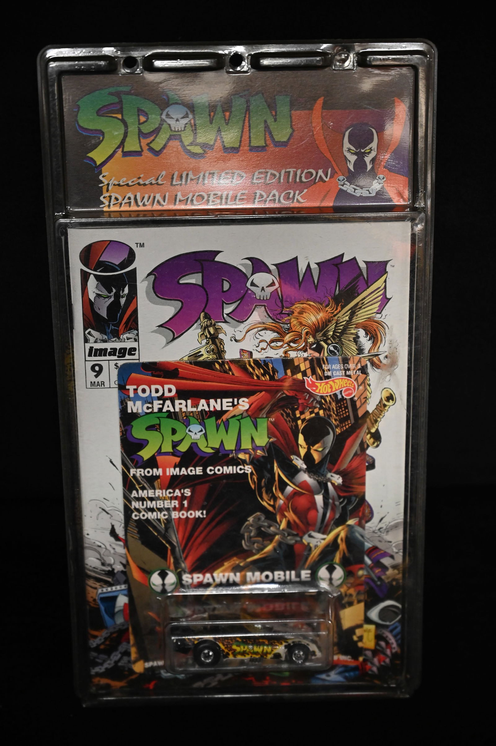 Spawn Special Limited Edition Mobile Pack 1993 Hot Wheels Mattel.  Includes Car and Comic Book. (1 of 5)