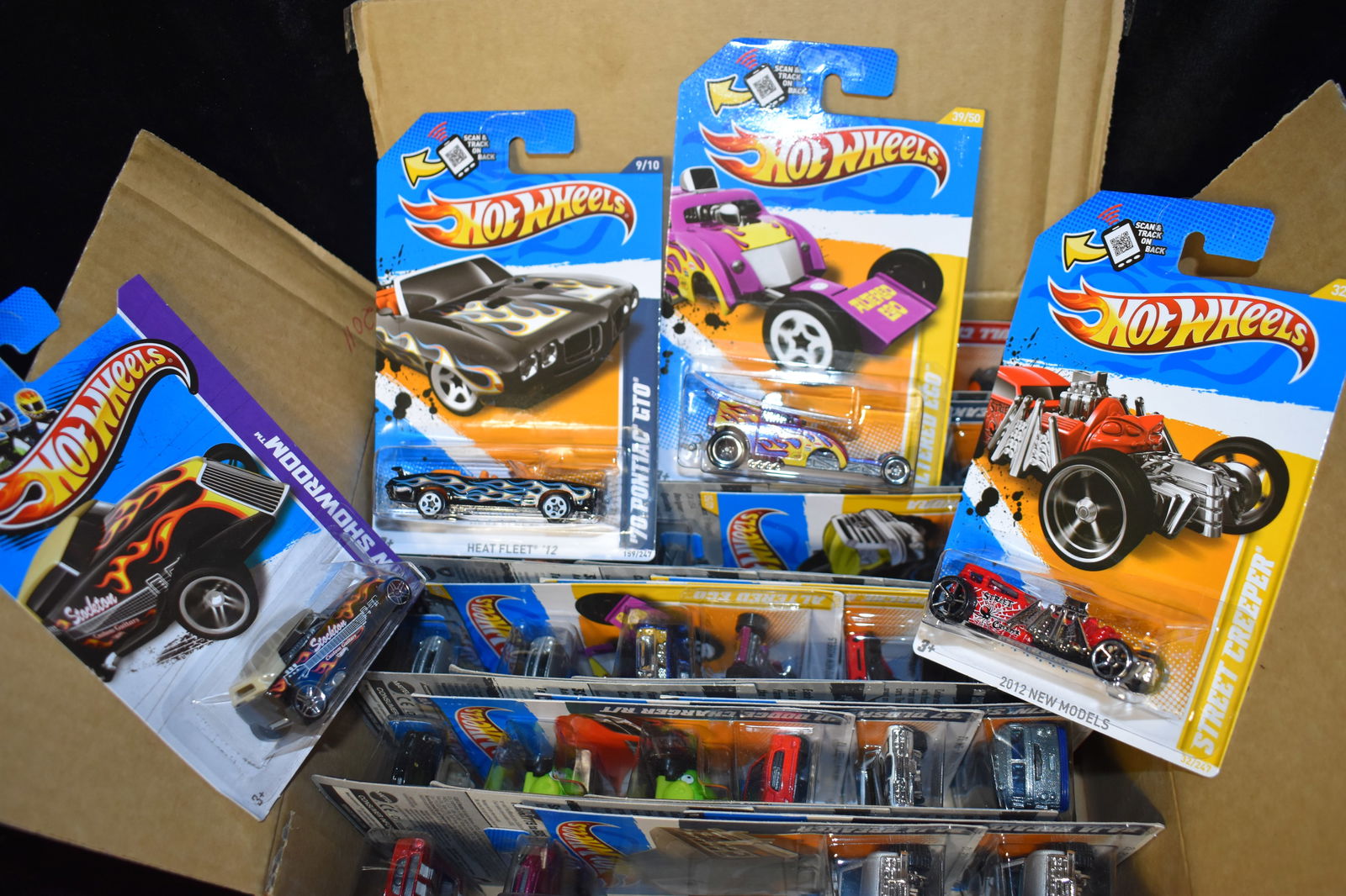 Mattel Hot Wheels Assortment contains 36 cars 2011 (1 of 3)