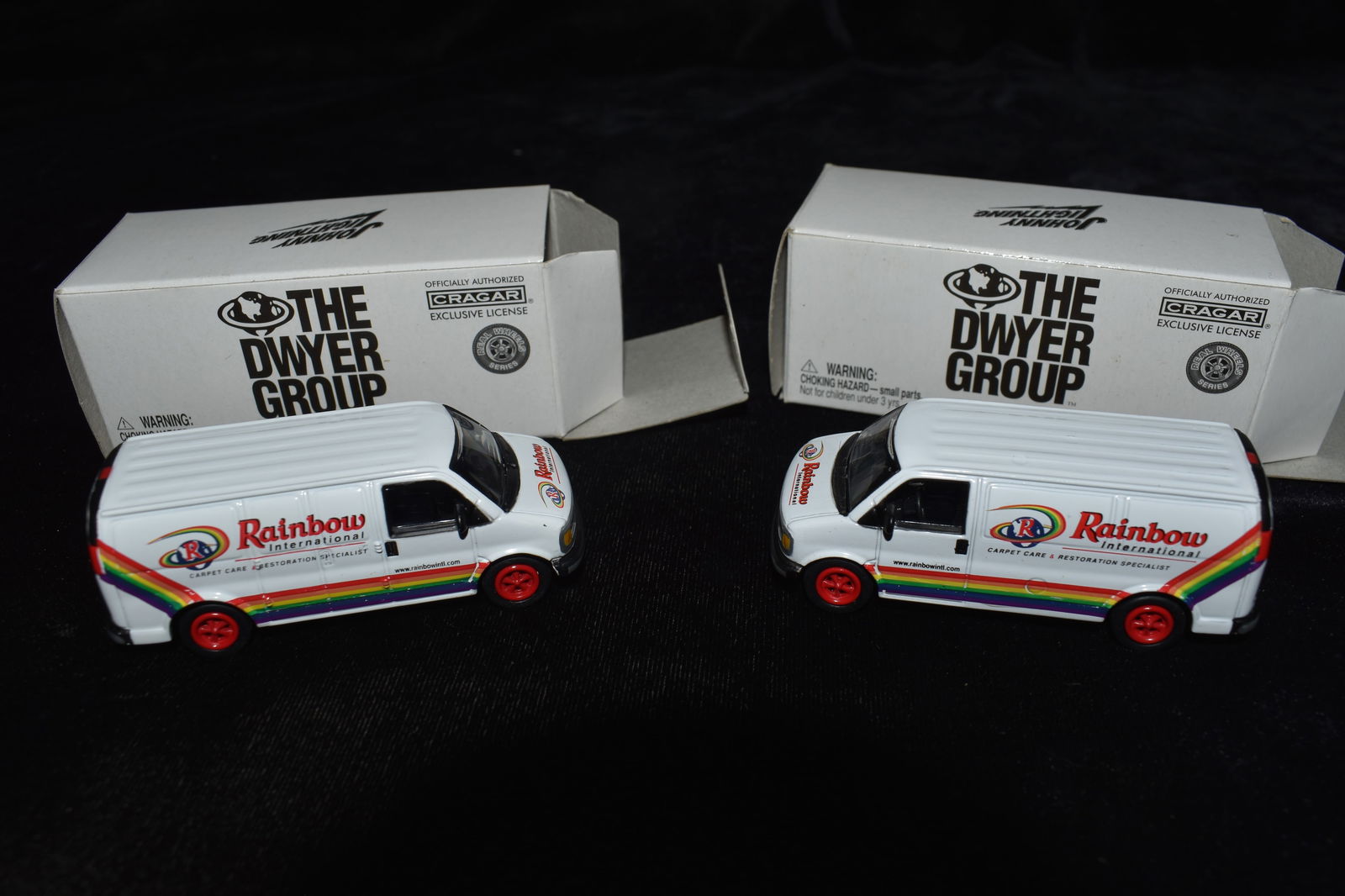 2 Johnny Lightning Special Run Dwyer Group Rainbow International GMC Diecast Cars 2002 (1 of 4)