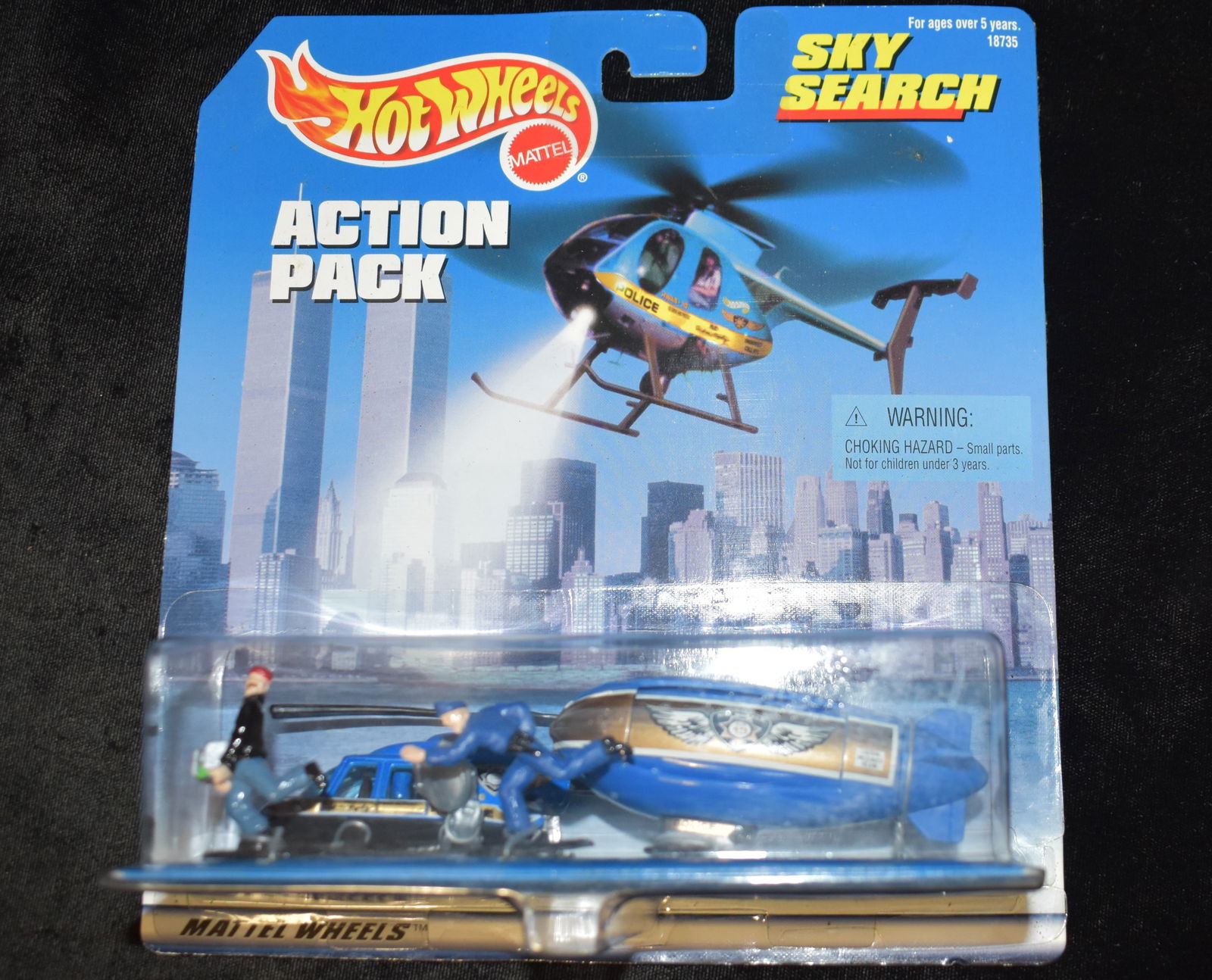 Hot Wheels ACTION PACK Sky Search Set with Figures Sealed 1996: Hot Wheels ACTION PACK Sky Search Set with Figures Sealed 1996. New in the package.
