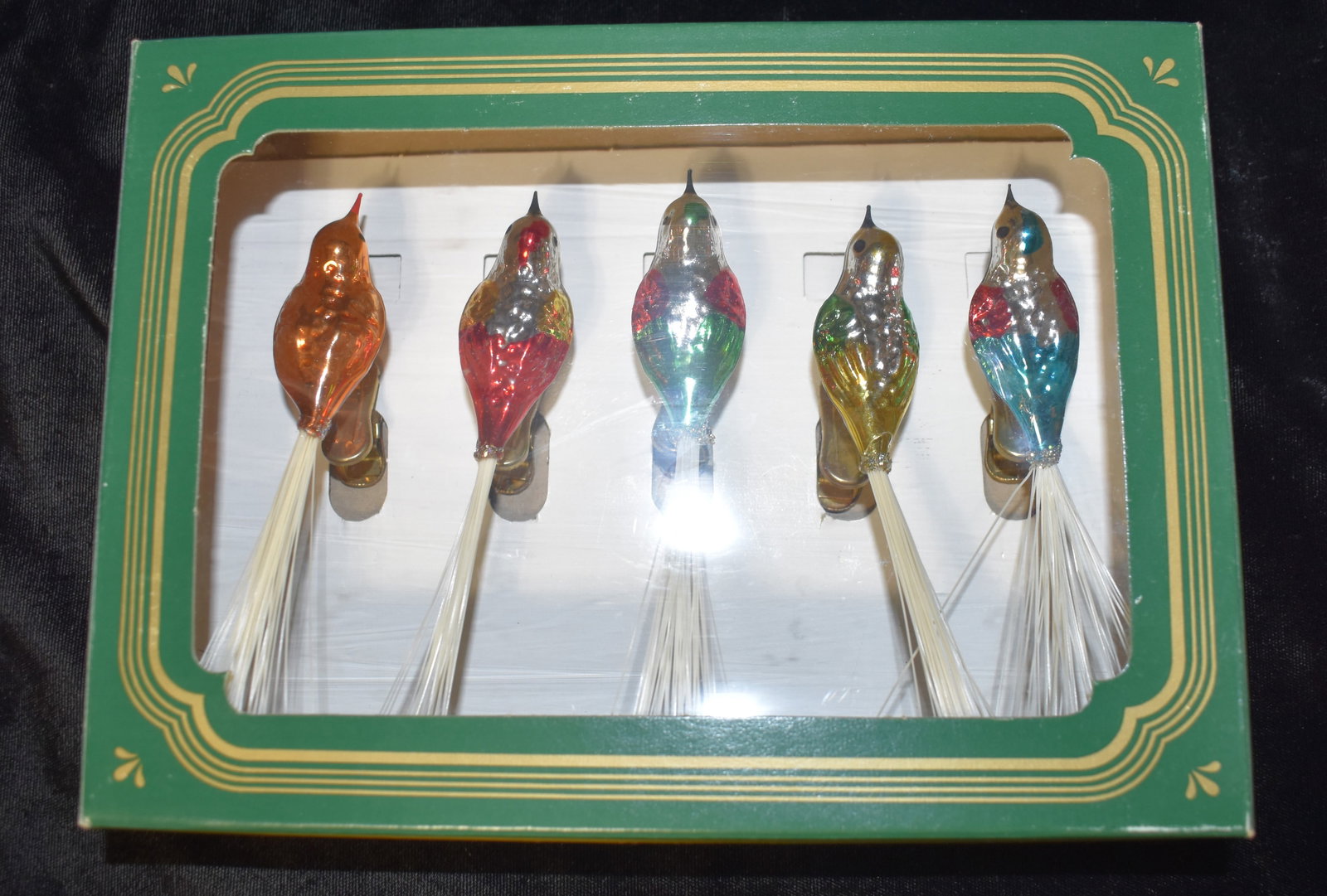 KURT ADLER 5 PC GLASS BIRD CLIP-ON CHRISTMAS ORNAMENTS: KURT ADLER 5 PC GLASS BIRD CLIP-ON CHRISTMAS ORNAMENTS. These ornaments appear as new and are in their original packaging. Kurt Adler ornaments are among the more prized of Christmas ornaments. This s