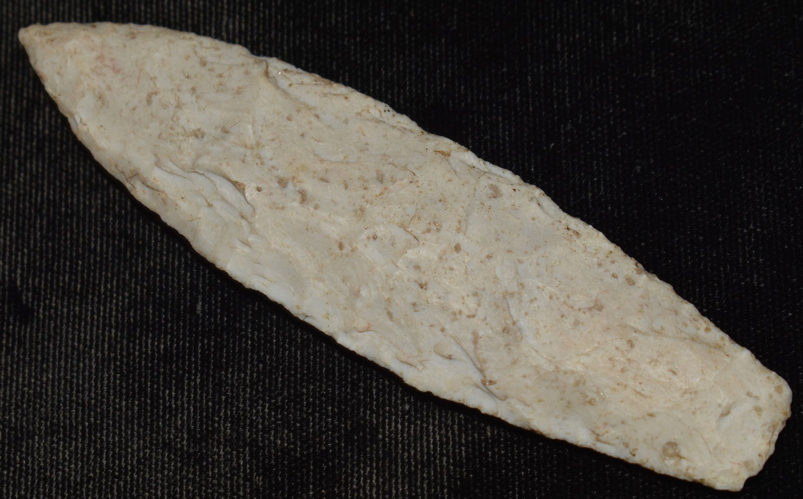 3 13/16" Agate Basin found in Pettis County, Missouri w/ Keele COA (1 of 8)