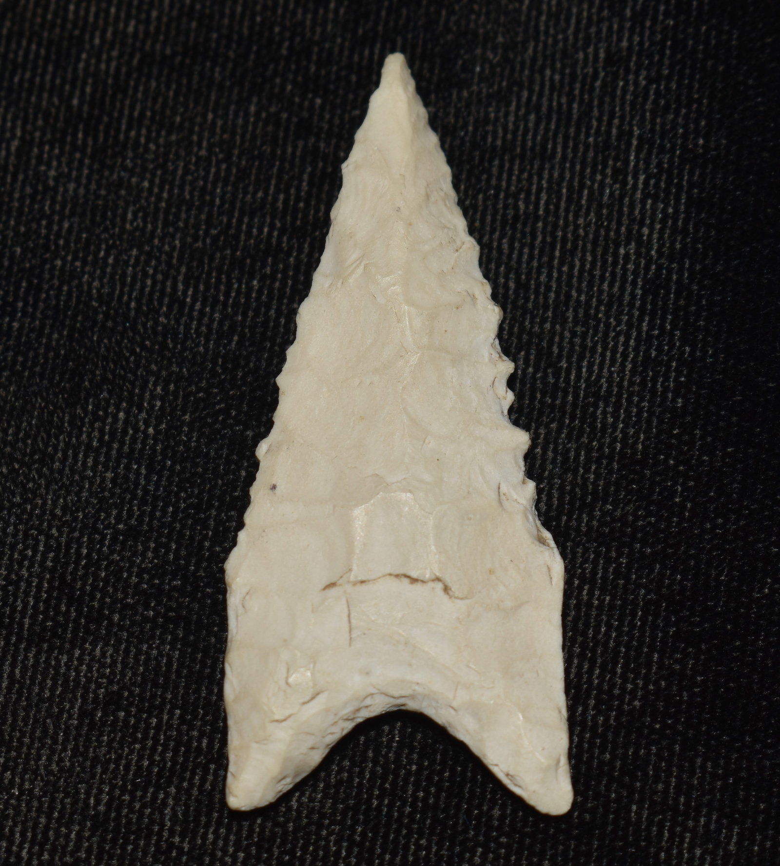2" Finely Made Serrated Dalton found in Pettis County, Missouri: 2" Finely Made Serrated Dalton found in Pettis County, Missouri. Finely made Dalton. Ex George Wolf Collection