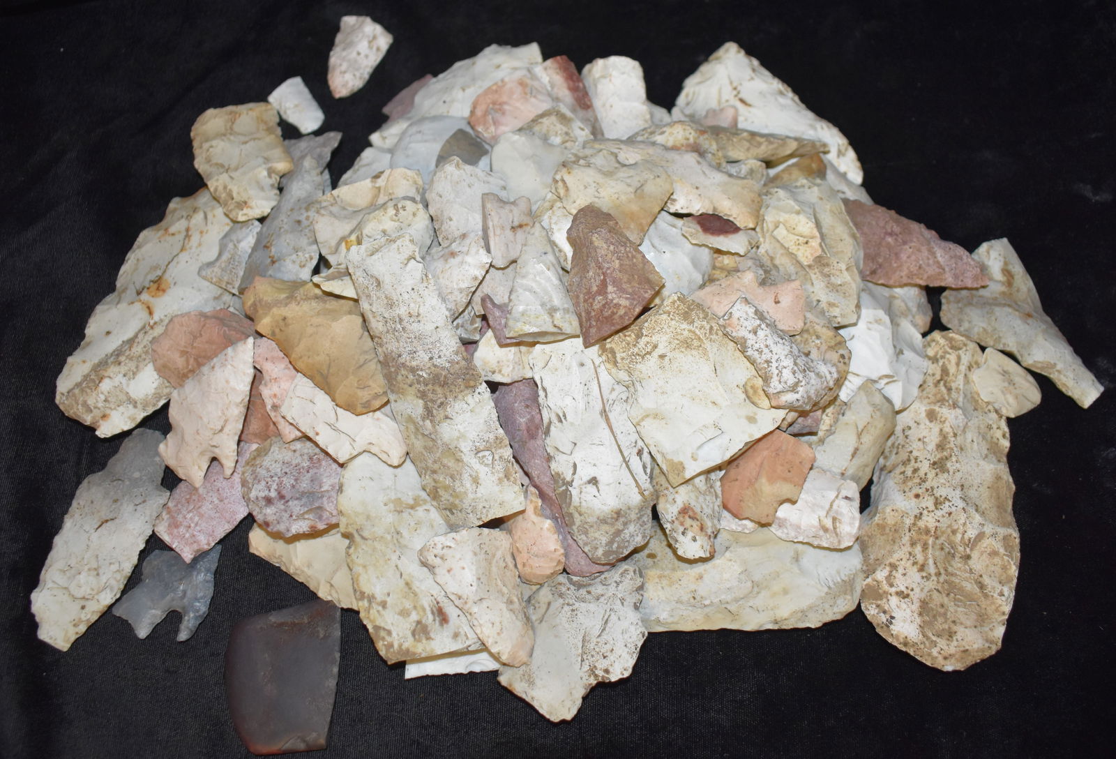 Large Pile of Broken Arrowheads, Chert Tools and Bifaces found in Pike County, Missouri (1 of 6)