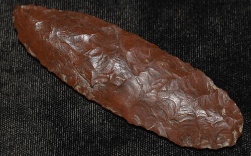 3 3/8" Red Jasper Agate Basin Found in Lake County, California by Venn Keeling on and near Bartlett: 3 3/8" Red Jasper Agate Basin Found in Lake County, California by Venn Keeling on and near Bartlett Mountain And Catalogued by Berkley University. Very nicely made point. Here in the Midwest we would