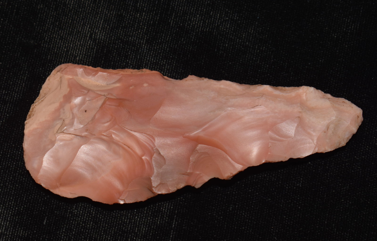 3 3/4" Colorful Blade found in Pettis County, Missouri: 3 3/4" Colorful Blade found in Pettis County, Missouri. This is a good example of what happens when a point was too close to the surface and a fire was built over it or a forest fire. One side is quit