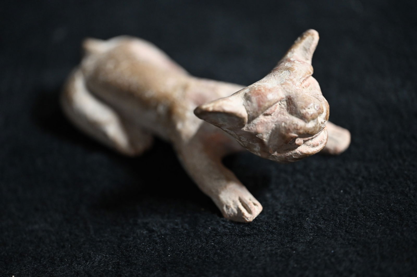 Pre-Columbian Pottery Jaguar Figure 2 1/2" Tall 6 1/2" Long in very good condition. (1 of 10)