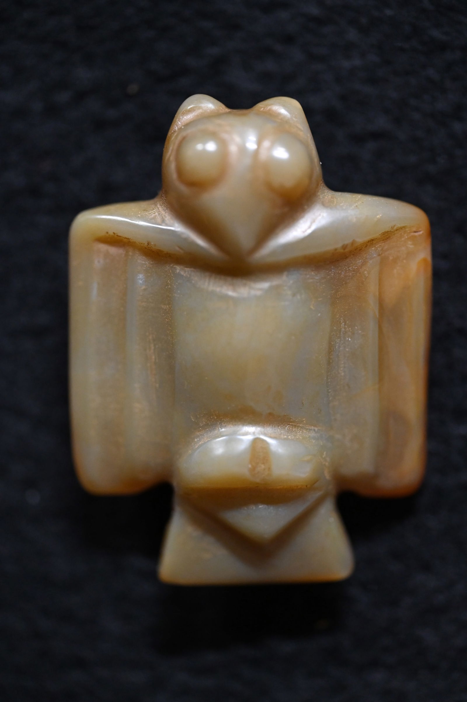 2 3/8" Agate Owl/Bird Pendant Found in Liaoning Province Northeast China Neolithic Hongshan Culture (1 of 8)