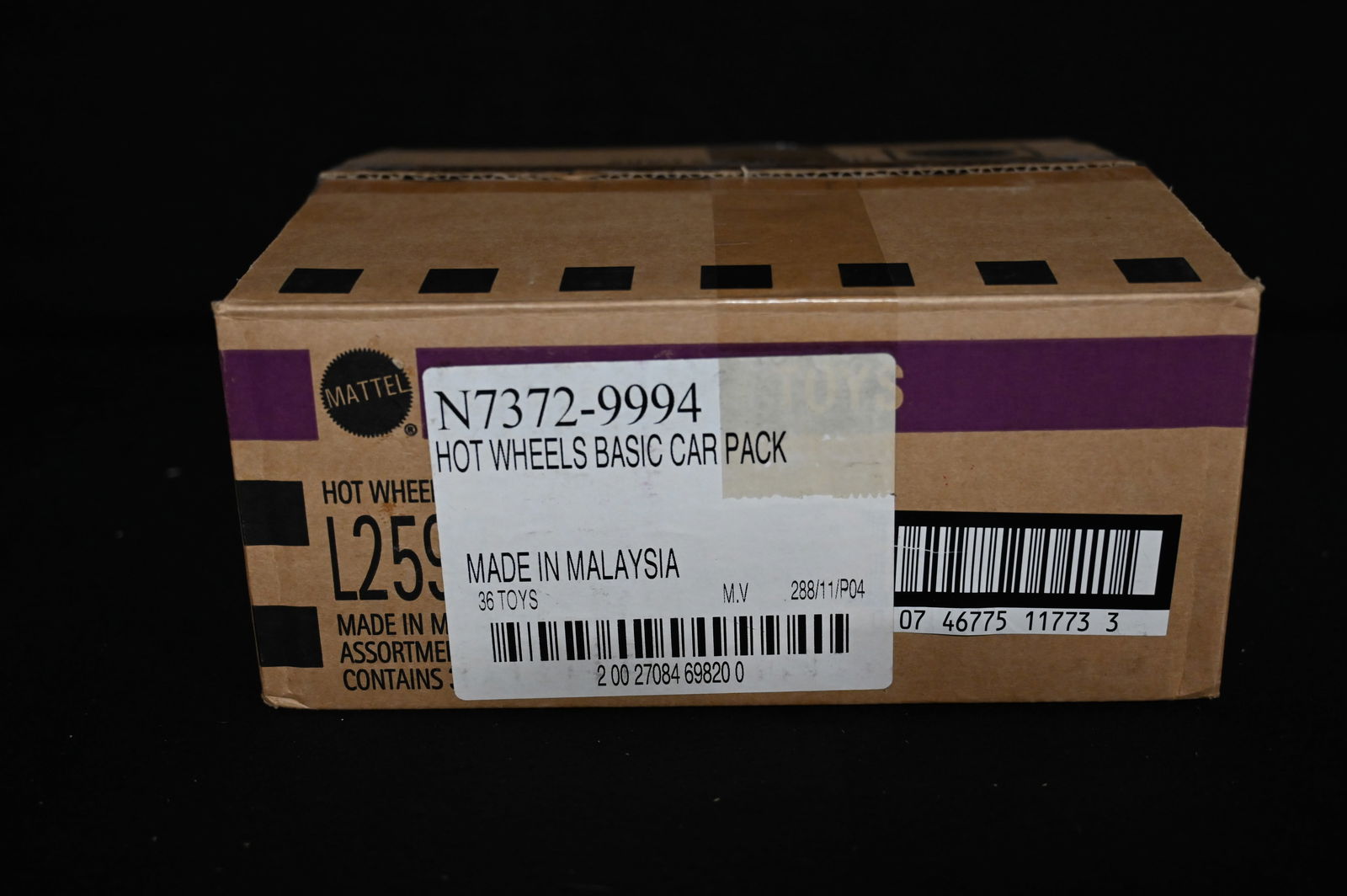 Mattel Hot Wheels Assortment contains 36 cars. All cars are brand new and in their original card.: Mattel Hot Wheels Assortment contains 36 cars. All cars are brand new and in their original card. The cars in the box may not match the numbers on the outside of the box. We made sure the number of ca
