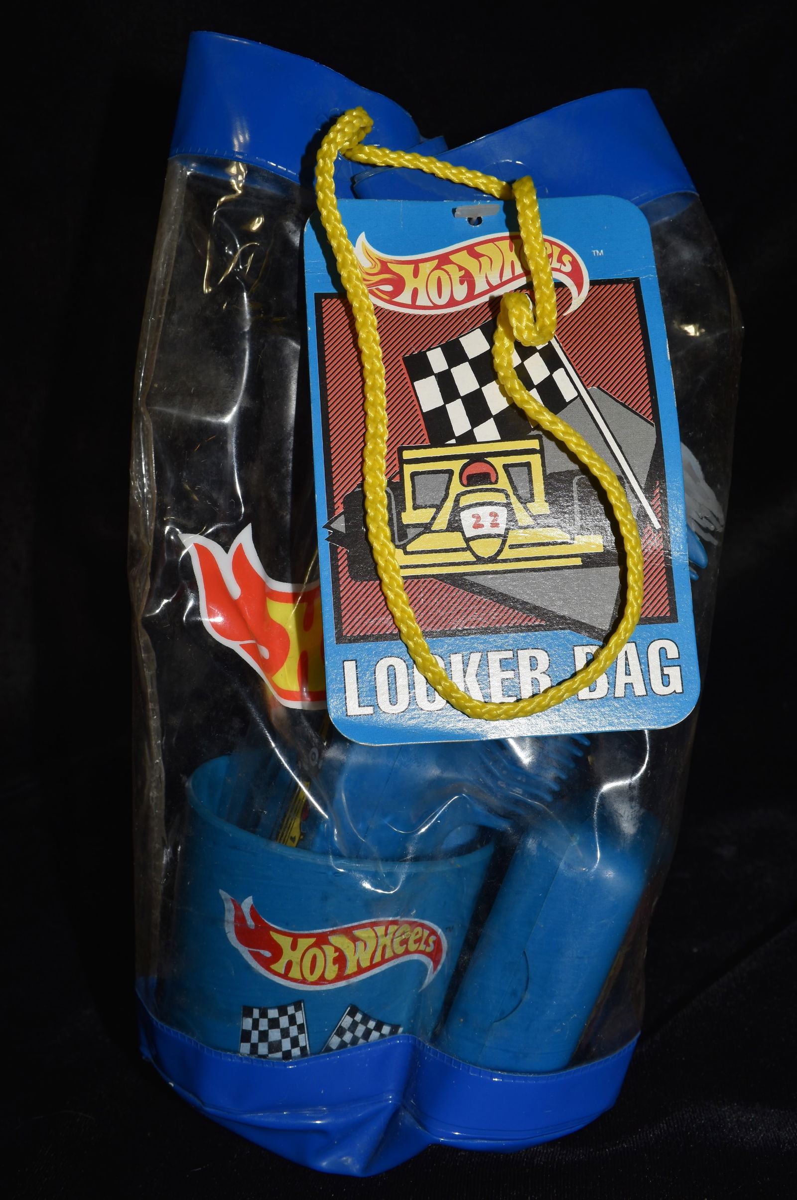 1993 Hot Wheels Locker Bag Never Been Used Complete Set of Toiletries (1 of 5)