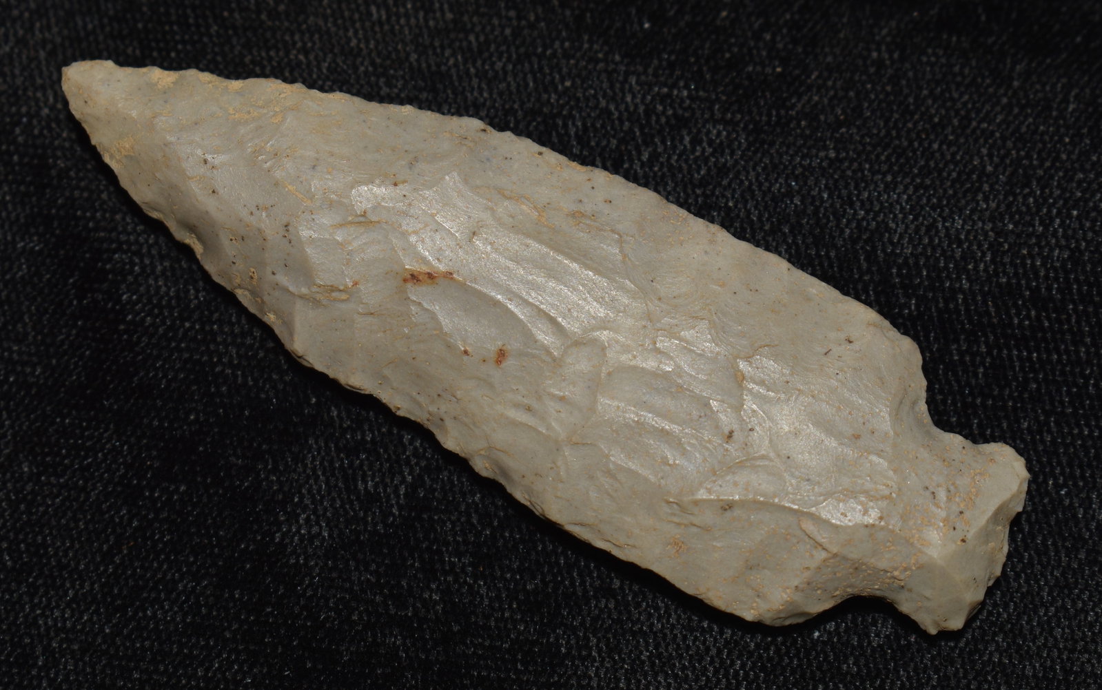 2 7/8" Bottleneck found in Pettis County, Missouri: 2 7/8" Bottleneck found in Pettis County, Missouri. Ex George Wolf Collection.
