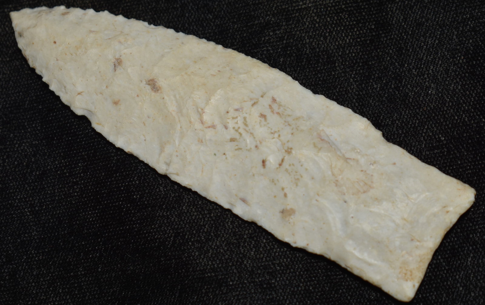 3 7/8" Finely Made Holland found in Boone County, Missouri w/ 2x COA's: 3 7/8" Finely Made Holland found in Boone County, Missouri w/ 2x COA's. Exceptionally well made artifact with excellent patination. Ex Kurt Dean Mesnard, Kevin Lee and Ray Arnett Collections.