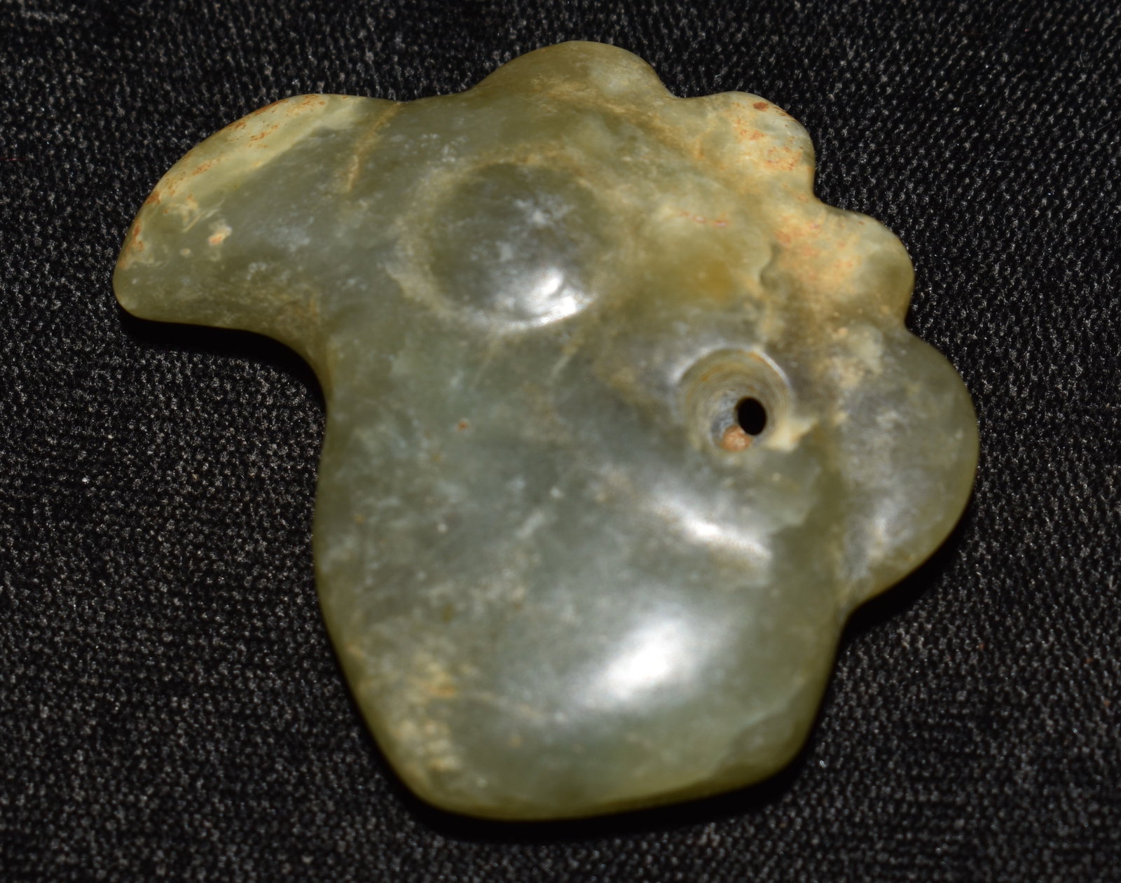 1 7/8" Neolithic Bird Head Pendant found in the Liaoning Province in Northeast China: 1 7/8" Neolithic Bird Head Pendant found in the Liaoning Province in Northeast China. Reviewed and approved by authenticator Ryan Keele. Demonstrates correct (ancient/primitive manufacture) with good 