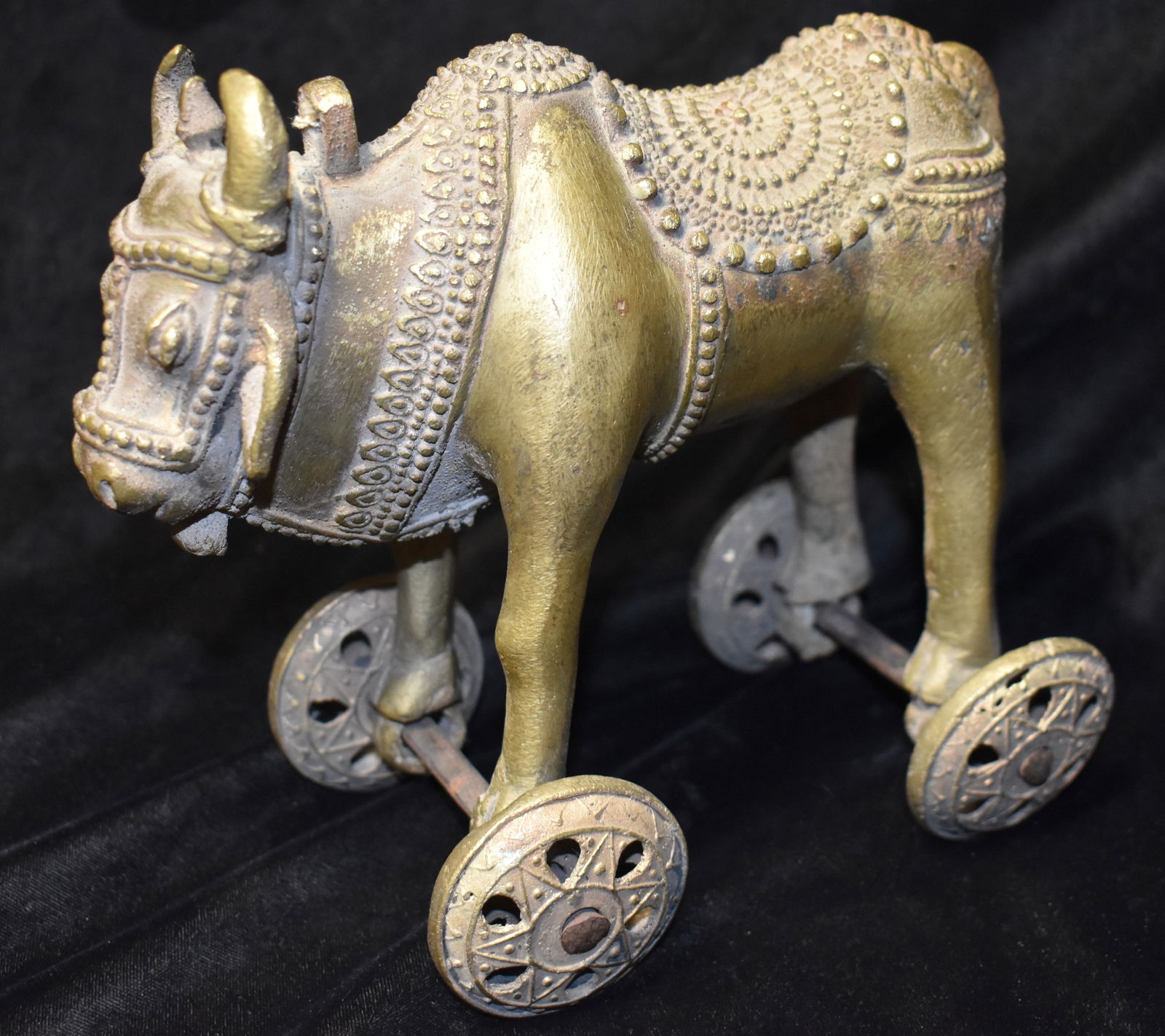 Antique Indian Brass or Bronze Temple Toy - Wheeled Bull 1800's (1 of 10)