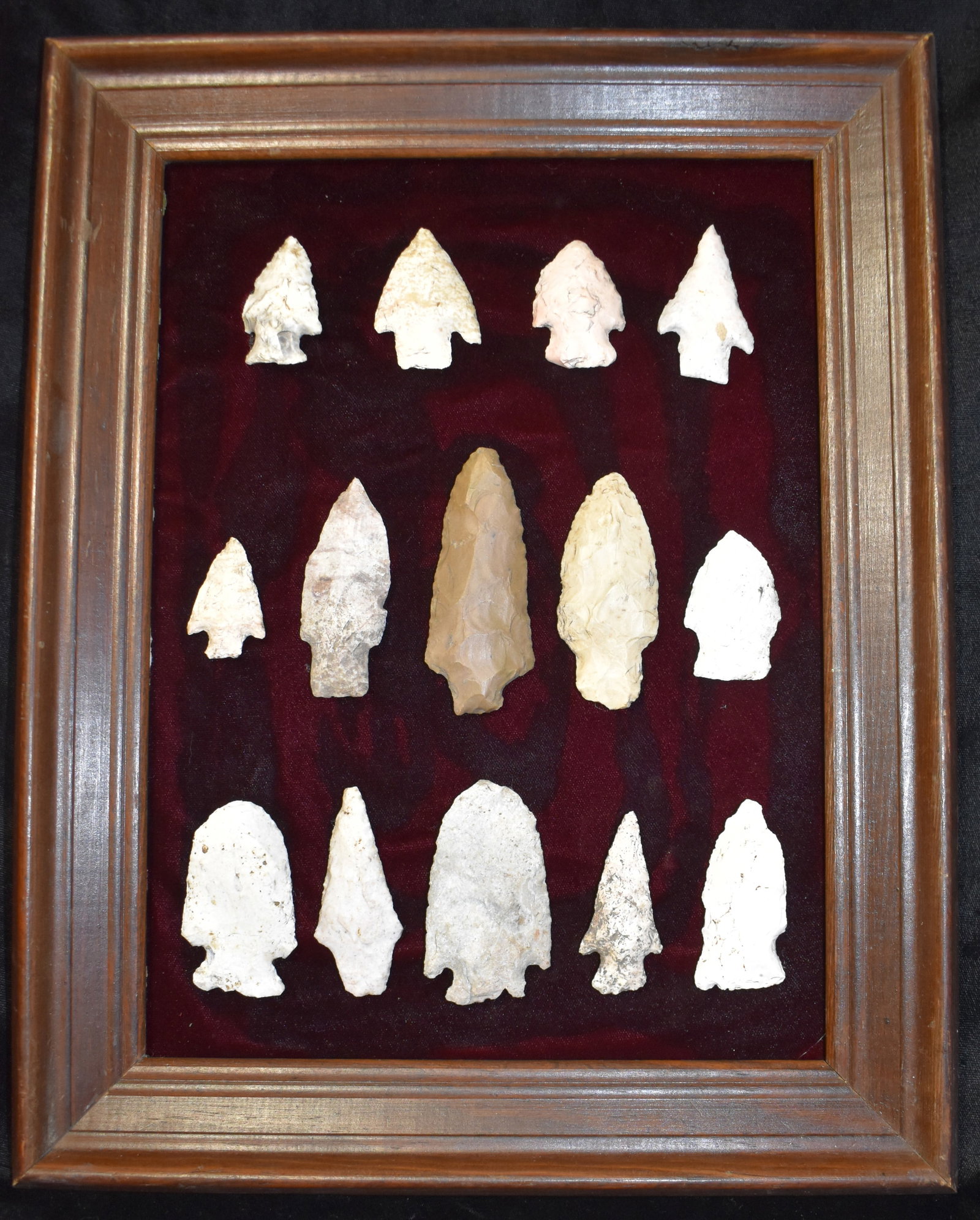 Frame of 14 Arrowheads found by Giles Sailer in Knox County Illinois. Ancient Native American: Frame of 14 Arrowheads found by Giles Sailer in Knox County Illinois. Arrowheads in this frame measure 1 5/8" to 3 1/8". Frame measures 14 3/4" by 11 1/4"