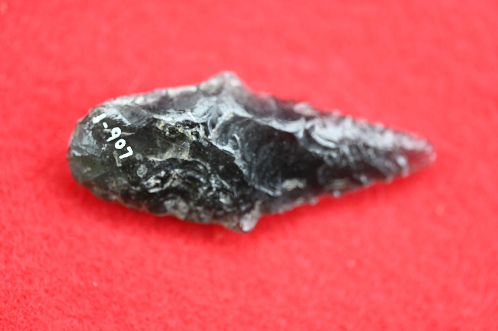 2 1/16" Obsidian Cascade Found in Lake County, California by Venn Keeling on or near Bartlett: 2 1/16" Obsidian Cascade Found in Lake County, California by Venn Keeling on or near Bartlett Mountain And Catalogued by Berkley University.