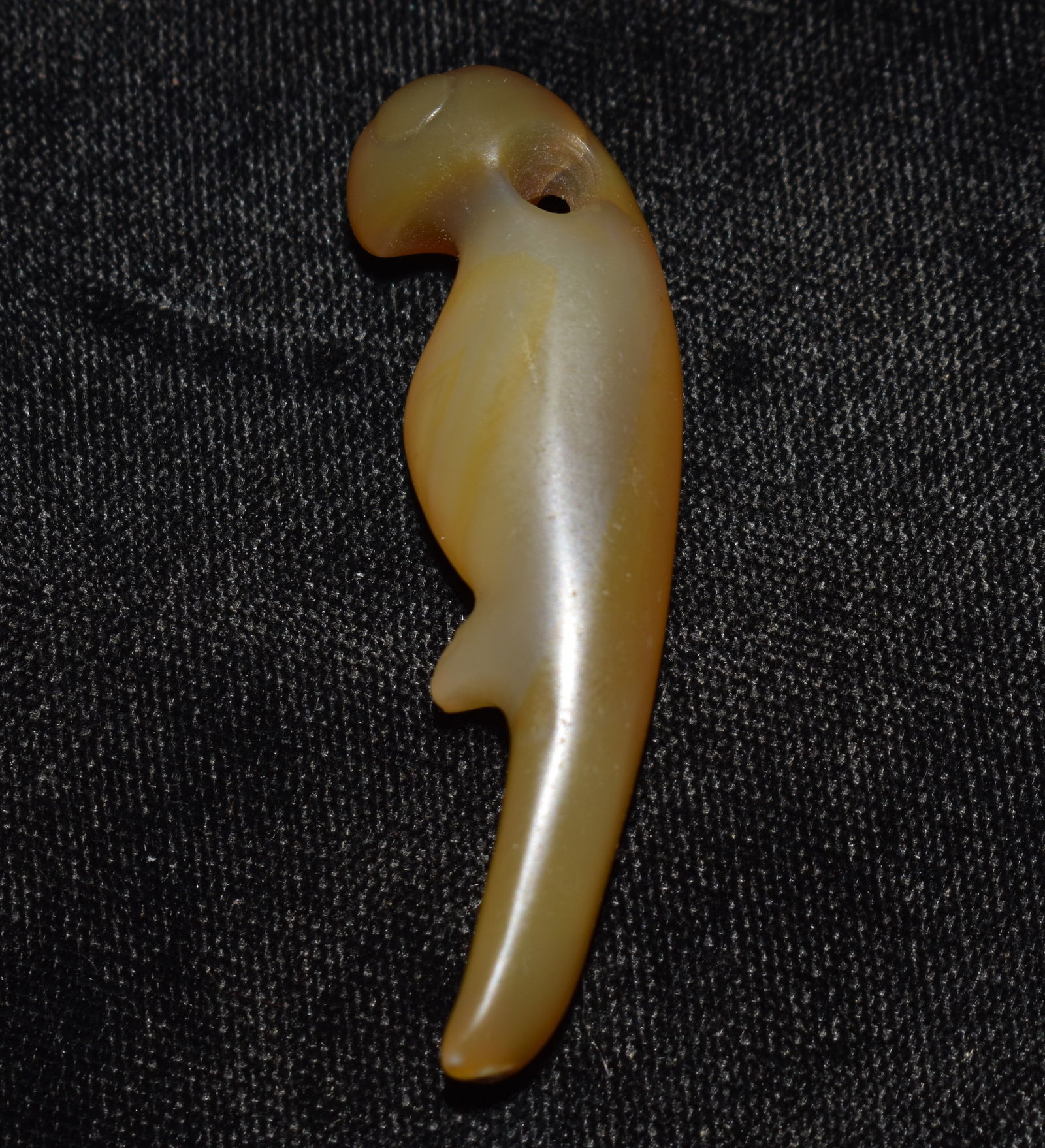 2 1/8" Neolithic Agate Bird/Parrot Pendant Found in Liaoning Province Northeast China Neolithic (1 of 7)