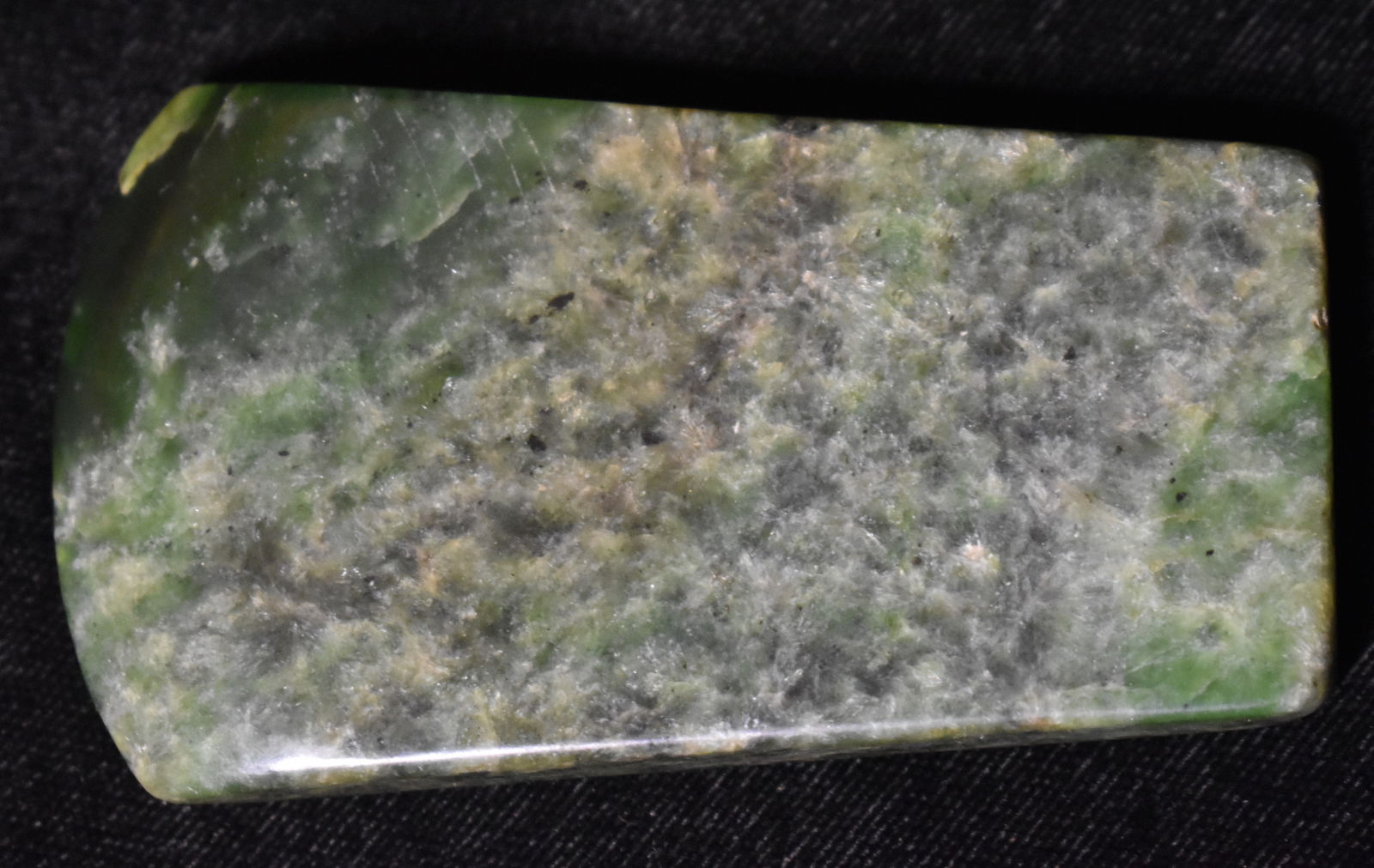 2 7/8" Jade Celt Found in Liaoning Province Northeast China (1 of 7)