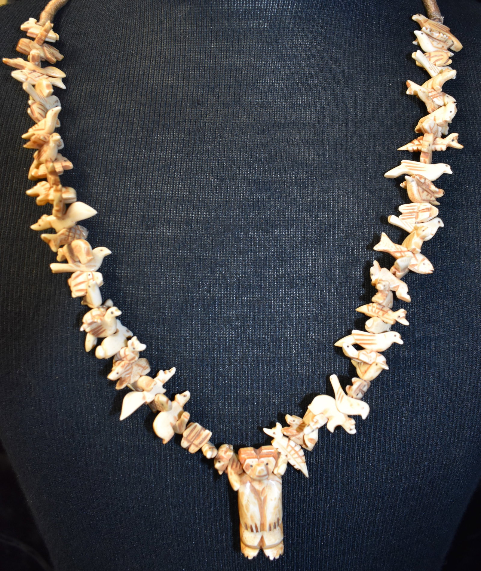 Outstanding 29" Zuni Bone Fetish Necklace: Outstanding Zuni Bone Fetish Necklace 29". Excellent condition hand carved bone fetish necklace with birds, bears, turtles, fish, coyote and several other animals. Closely inspected this piece and cou