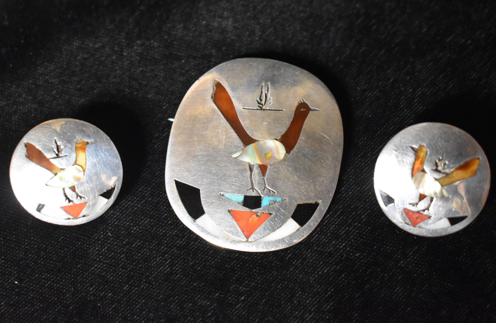 Vintage Zuni Road Runner Sterling, Turquoise Multi-Stone Inlay Brooch and Earrings (1 of 3)