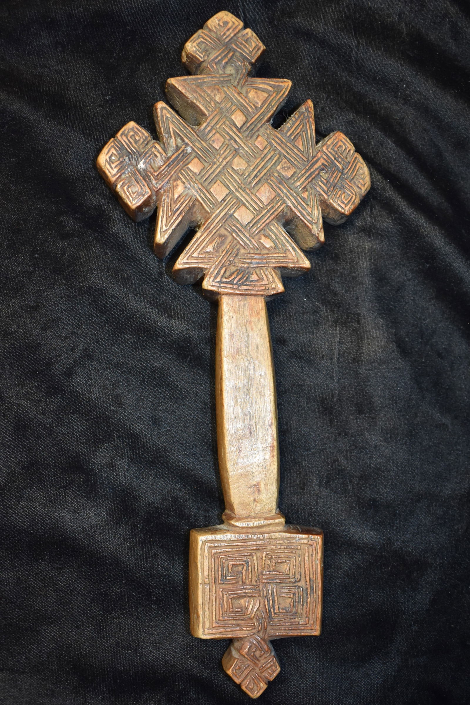 13 5/8" Very Old Hand Carved Coptic Cross from Ethiopia 18th/19th Century (1 of 6)
