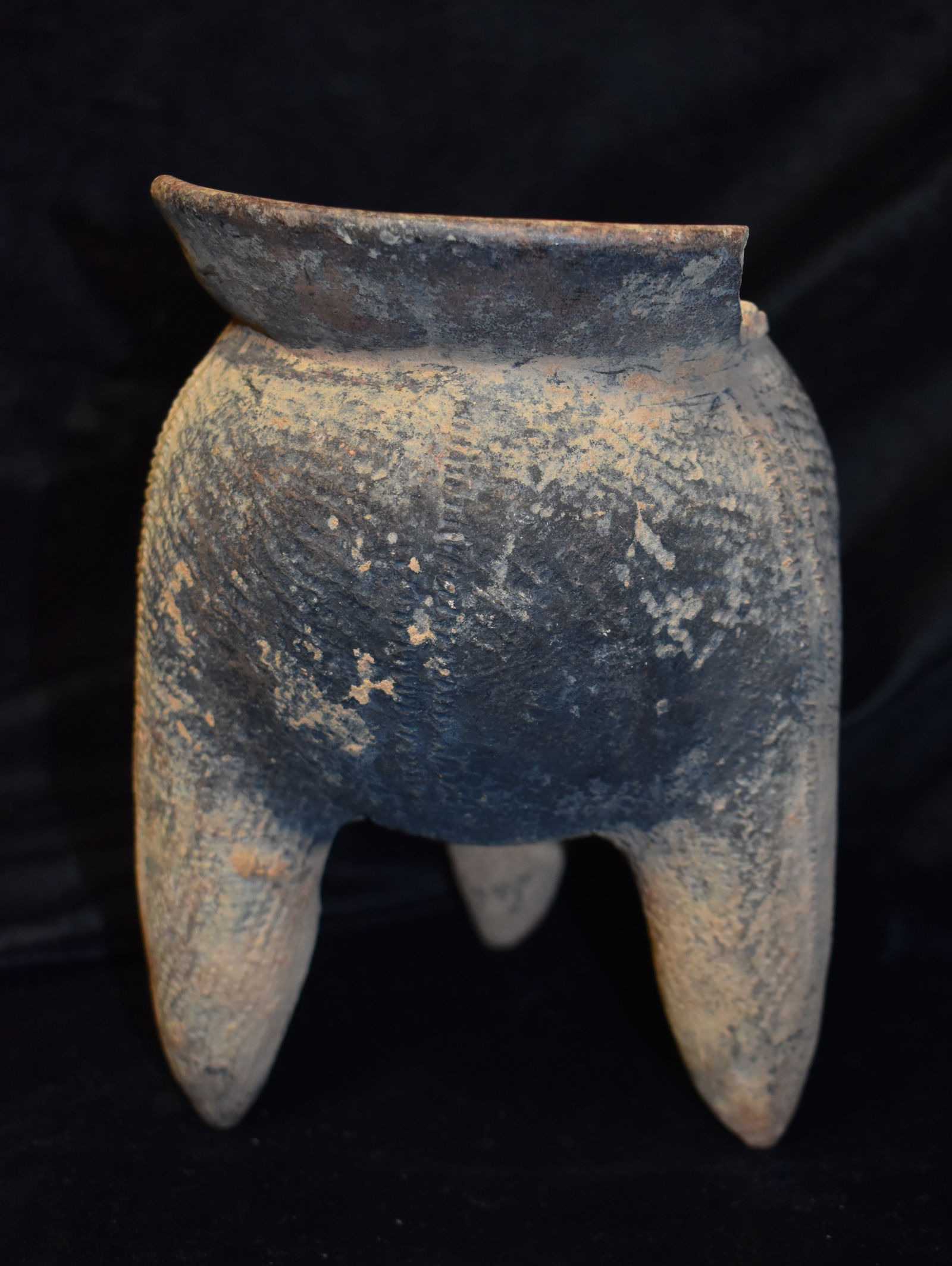 7 1/4" Bura-Asinda Culture 3rd-13th Century Tripod Pottery Pot (1 of 7)
