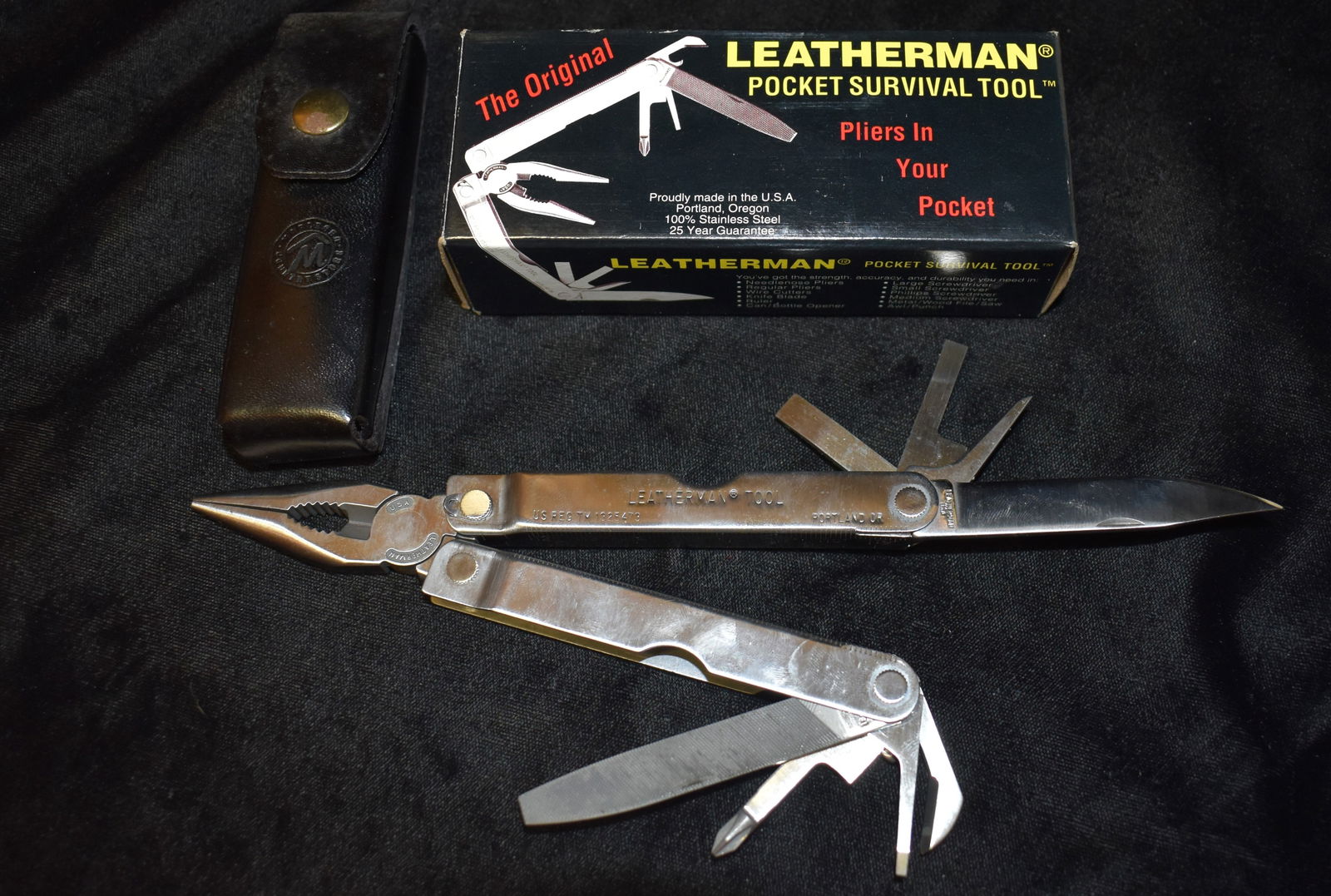 The Original Leatherman Pocket Survival Tool 1993 Multi Tool (1 of 9)