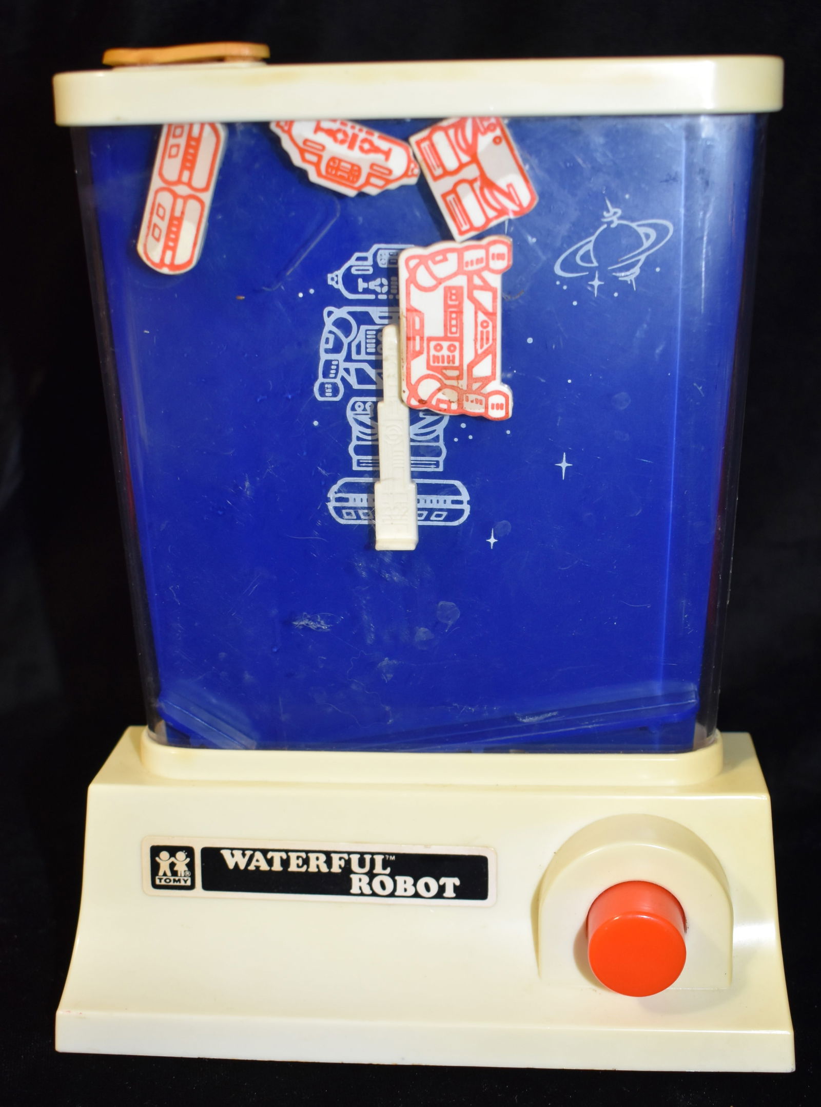 Vintage 1976 Tomy Waterful Robot Plastic Ring Toss - Water Handheld Game (1 of 5)