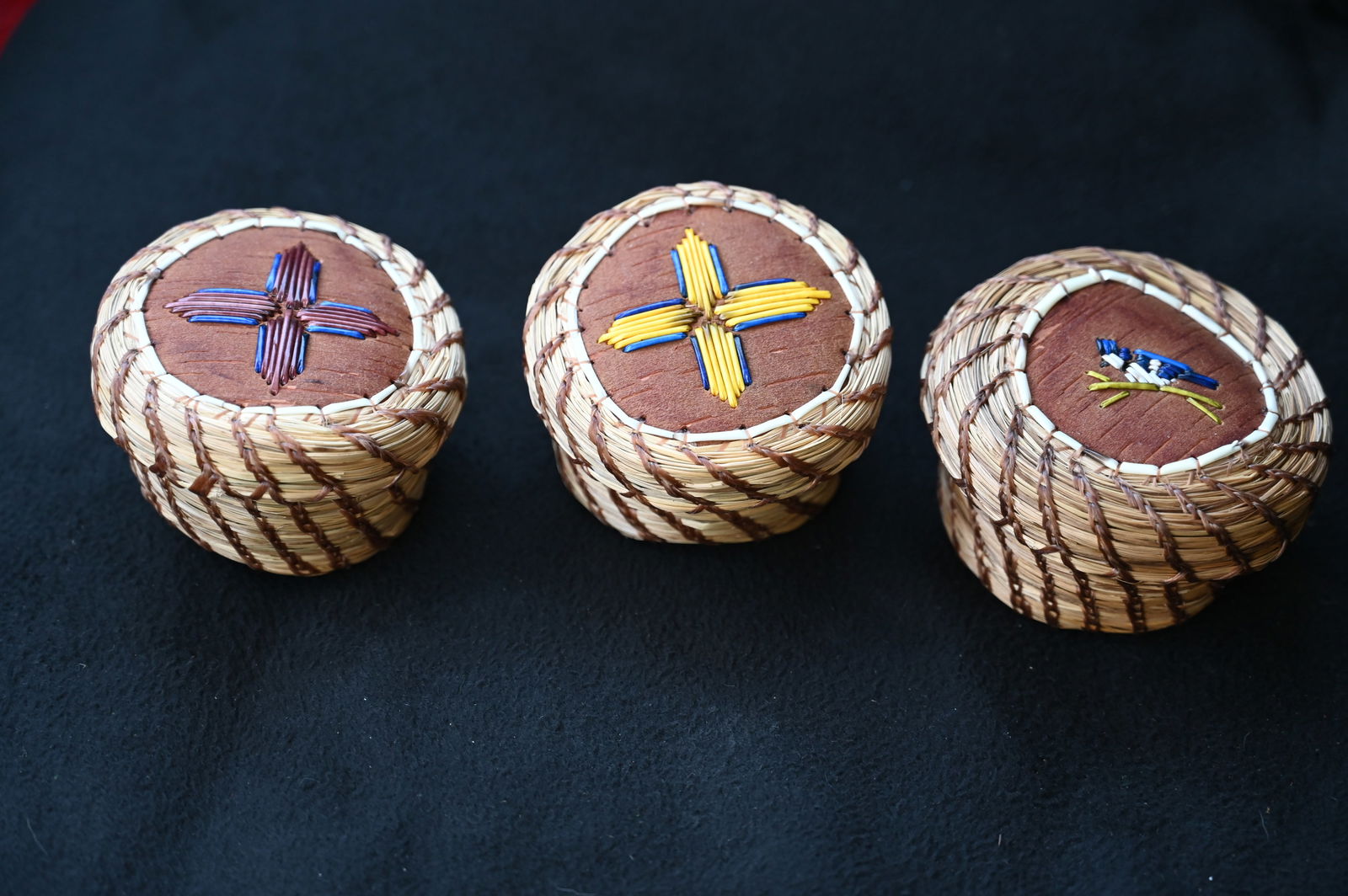3 Sweetgrass and Quill Baskets 3 1/4" across and 2 1/4" tall. Lots of detailed work went into making (1 of 5)