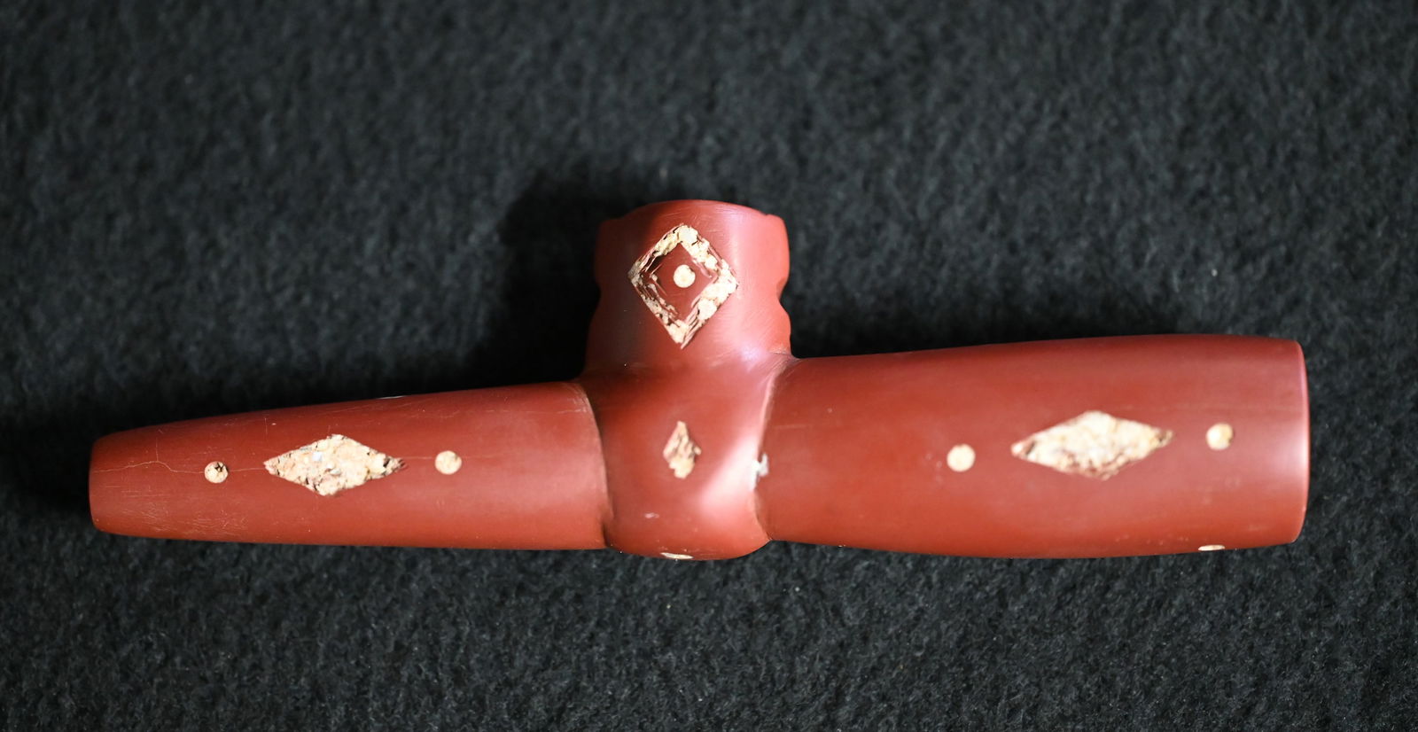 6 1/2" Catlinite Pipe with Shell Inlay - Modern Made. (1 of 5)