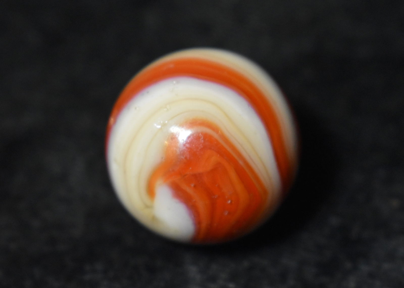3/4" 2 Color Akro Agate Cork Screw Marble 8.9 (1 of 5)
