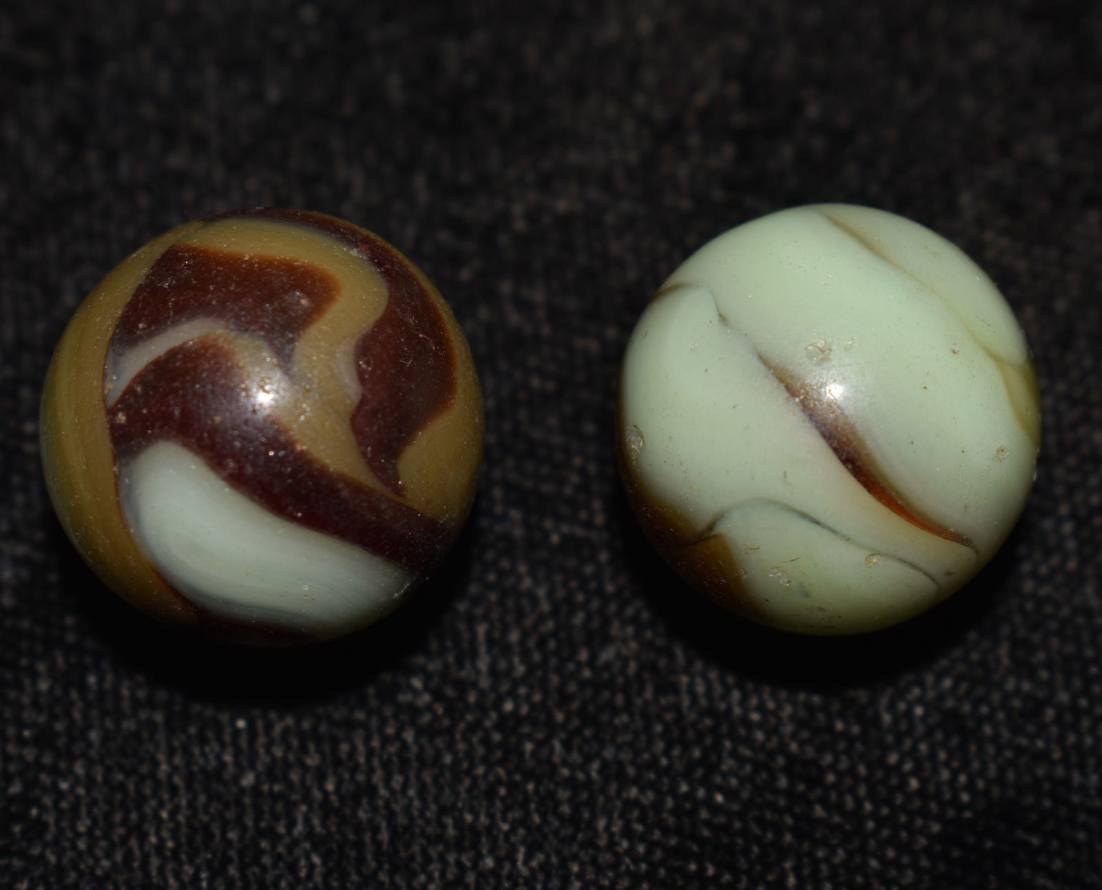 2 Color Heaton Swirl Marbles 5/8" 8.9-9.3: 2 Color Heaton Swirl Marbles 5/8" 8.9-9.3