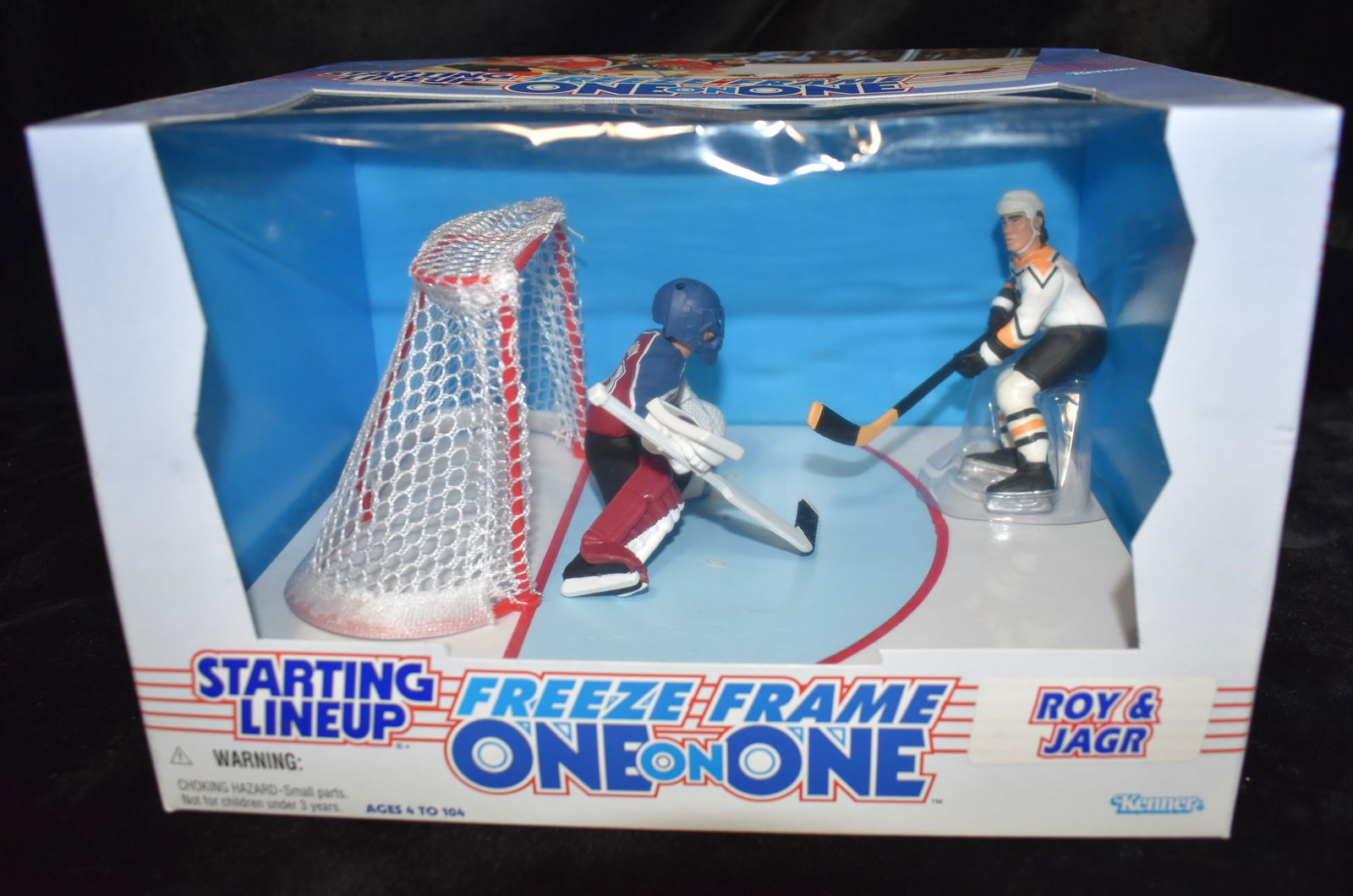 1997 Kenner Starting Lineup Freeze Frame One on One Jaromir Jagr Pittsburgh Penguins vs Patrick Roy (1 of 5)