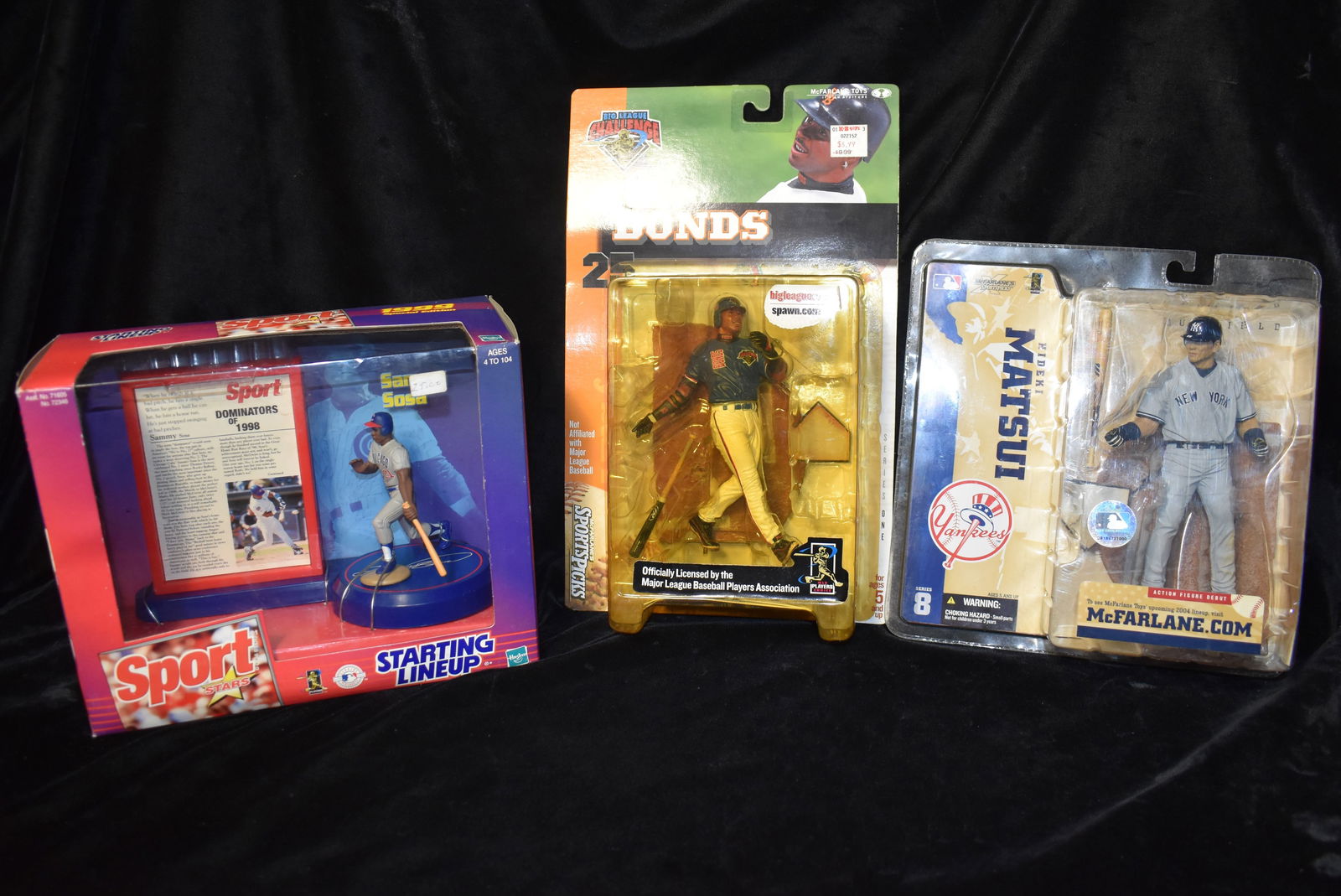 Group lot of Baseball Collector Figures New in their Packages - Matsui, Bonds, Sosa (1 of 8)