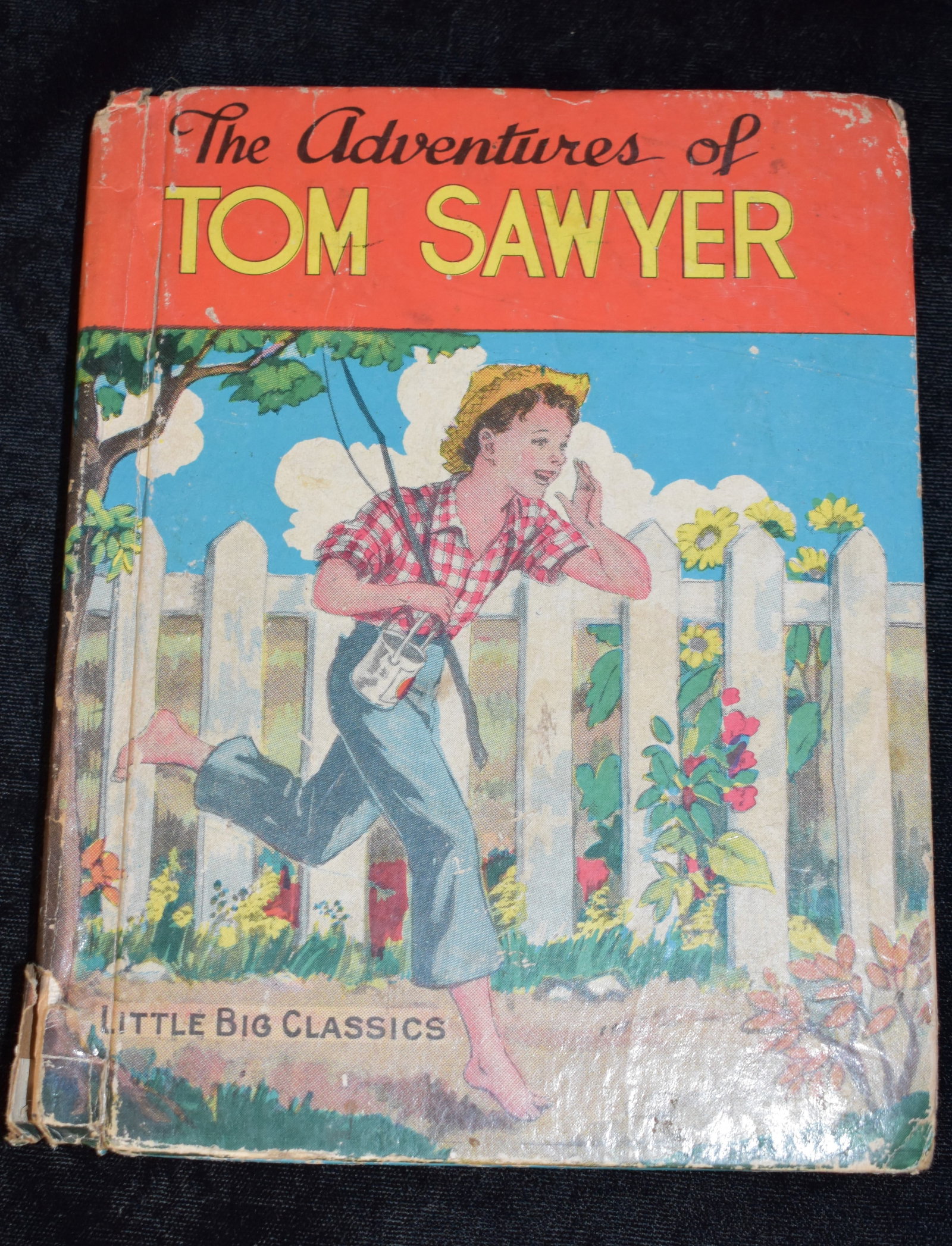 1938 The Adventure of Tom Sawyer Children's Book (1 of 6)