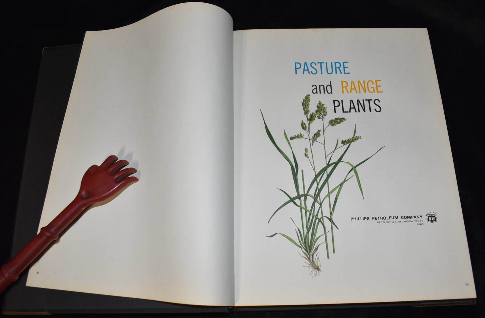 Pasture and Range Plants: Grasses, Legumes, Forbs, Woody Plants and Miscellaneous Poisonous Plants: Pasture and Range Plants: Grasses, Legumes, Forbs, Woody Plants and Miscellaneous Poisonous Plants by Phillips Petroleum Company; G. W. Tomanek; W. F. Martin. Published by Phillips Petroleum Company, 