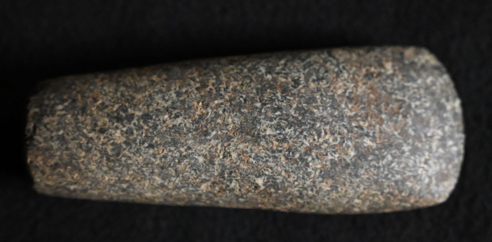 4 9/17" Speckled Granite Celt Found in Lincoln Co. Missouri. (1 of 8)