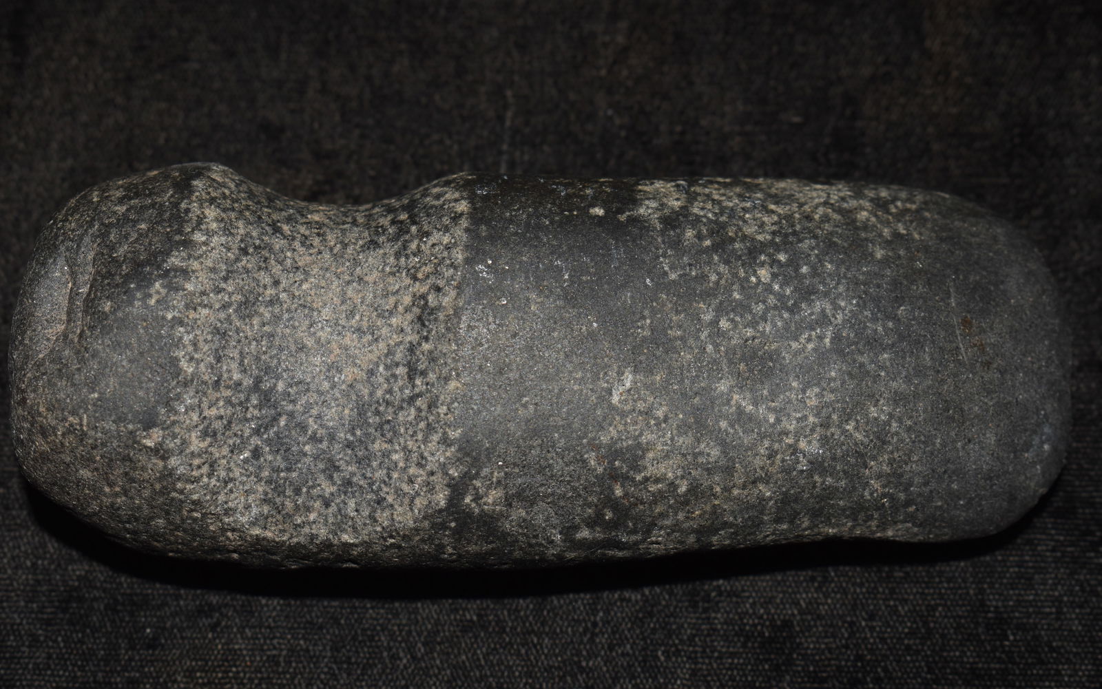 4 7/8" Granite Hohokam Axe (1 of 7)