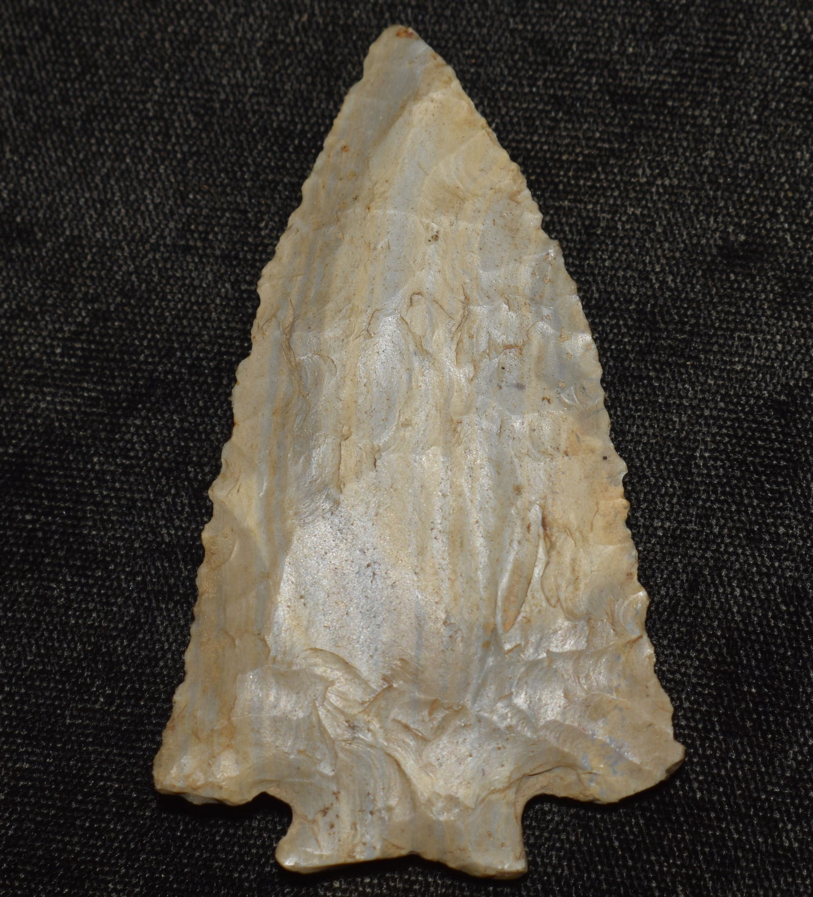 Finely Made 2 7/8" Snapped Base Decatur Arrowhead found in Indiana (1 of 7)