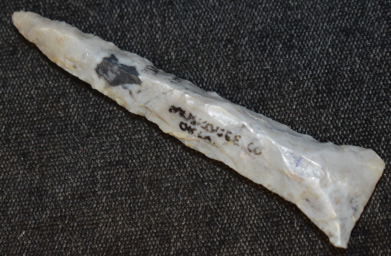 2 13/16" Alibates Drill found in Muskogee County, Oklahoma (1 of 7)