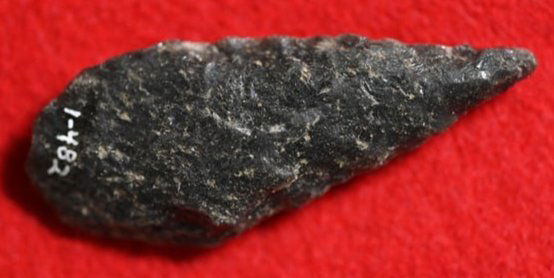 2 1/2" Obsidian Cascade Found by Venn Keeling in Lake Co. California on or near Bartlett Mountain in: 2 1/2" Obsidian Cascade Found by Venn Keeling in Lake Co. California on or near Bartlett Mountain in the early to mid 1900's. This collection was catalogued by Berkeley University. Key words: Ancient,