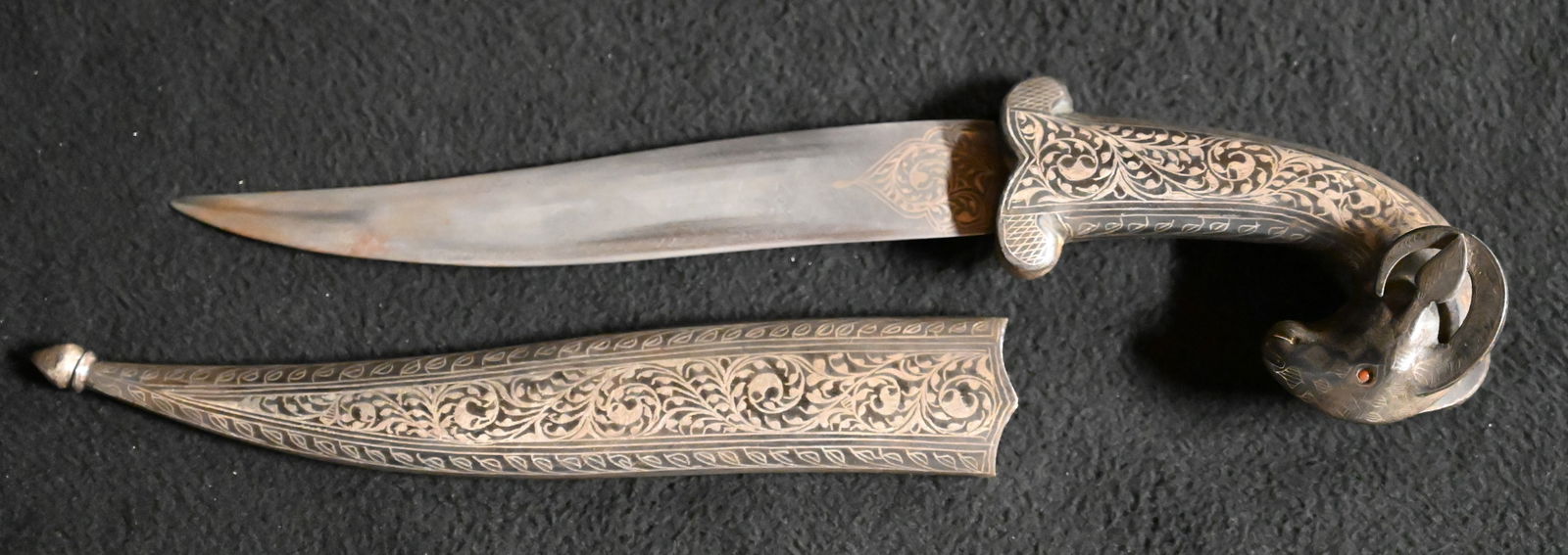 INDO-PERSIAN 18th - 19th Century Jambiya Wootz Damascus Silver Inlay Ram Head Dagger w/ Extreme (1 of 15)