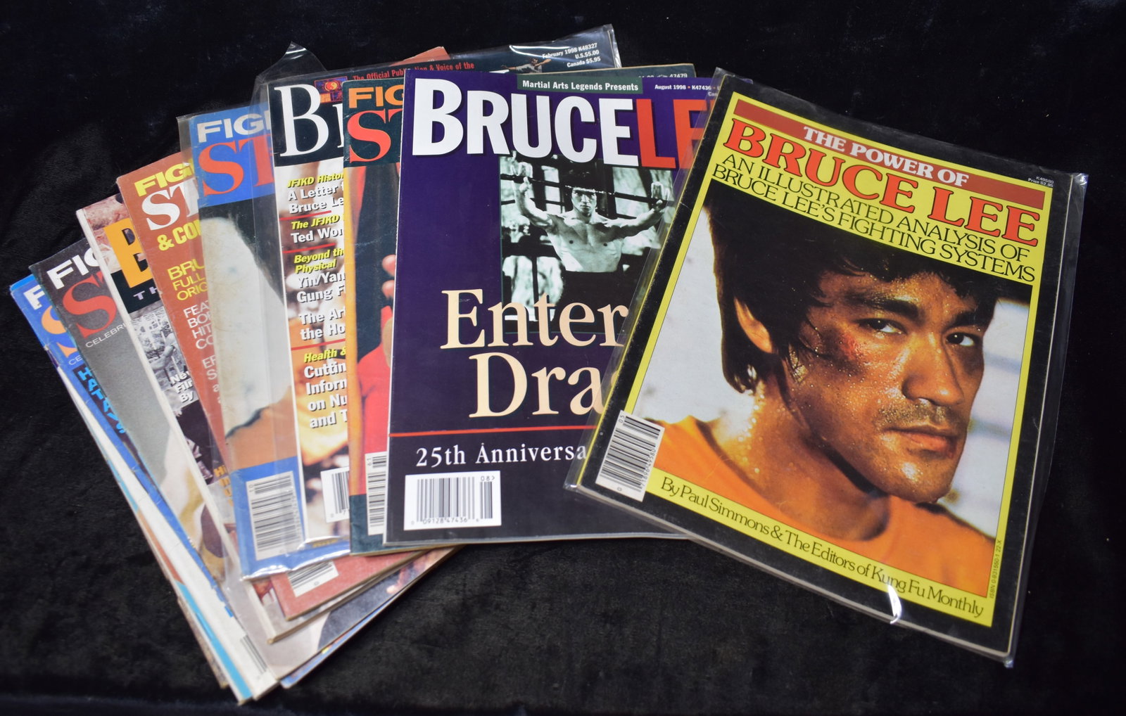 Collection of 12 Bruce Lee Magazines - 1970's to 1990's: Collection of 12 Bruce Lee Magazines - 1970's to 1990's. Magazines in this lot are in very good to excellent condition.