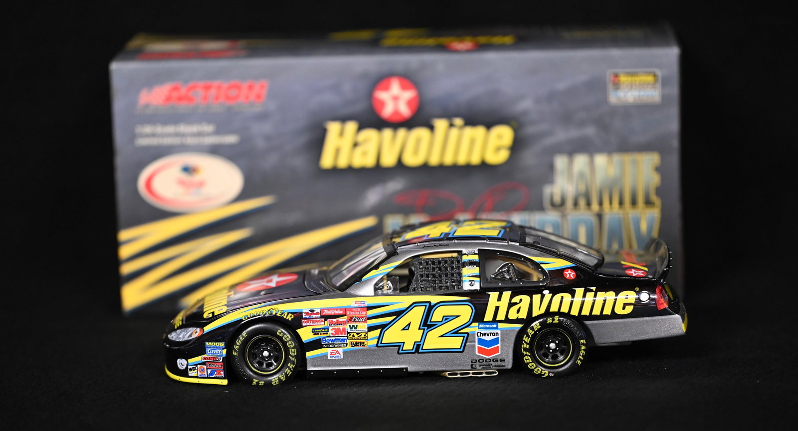 2003 Jamie McMurray Rookie of The Year "Texaco Havoline" Action Collectibles 1/24 Scale NASCAR Die: 2003 Jamie McMurray Rookie of The Year "Texaco Havoline" Action Collectibles 1/24 Scale NASCAR Die Cast Racecar.