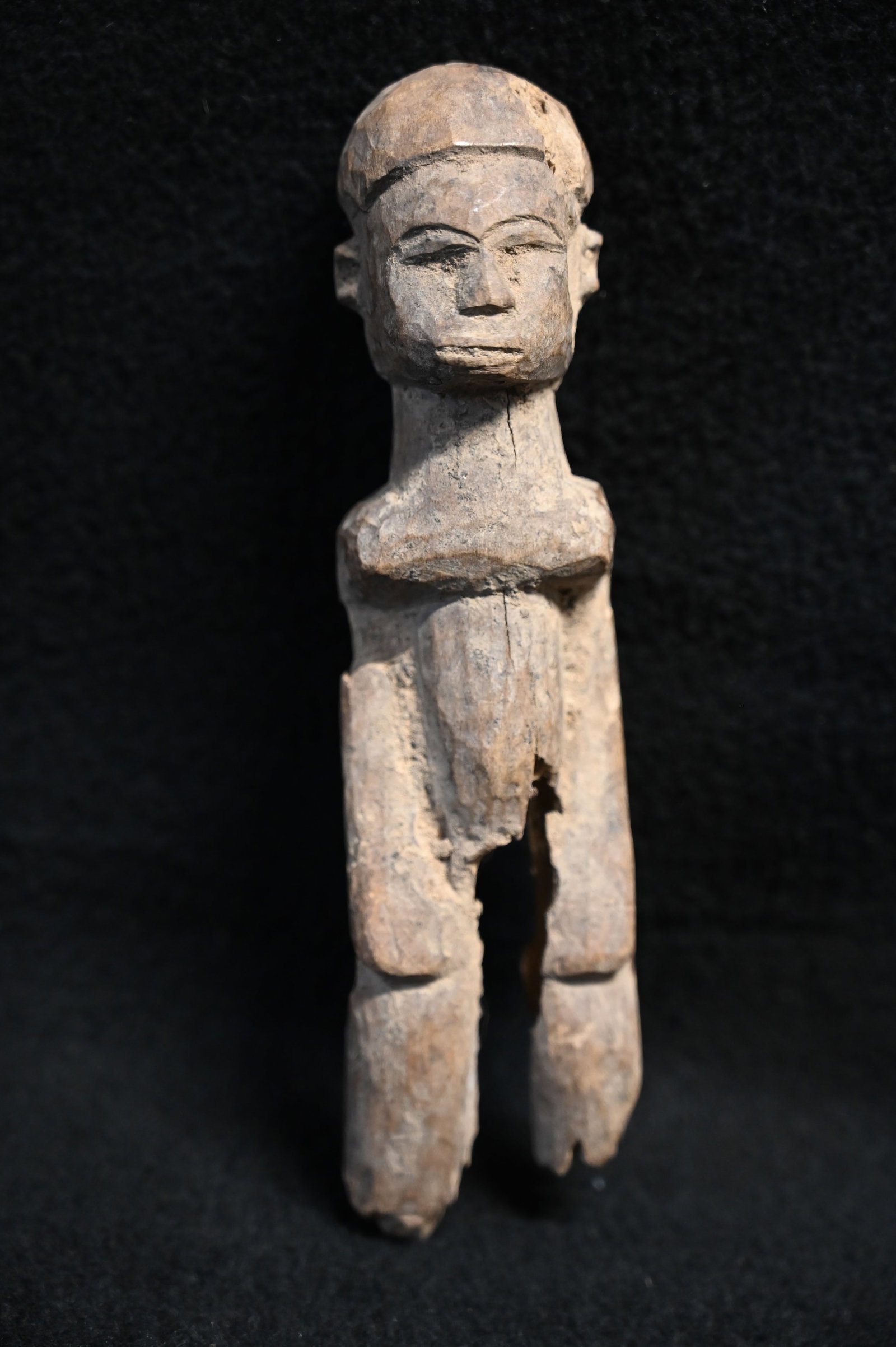 Hand Carved Dogon Wooden Figure From Africa 7" Tall.: Hand Carved Dogon Wooden Figure From Africa 7" Tall.