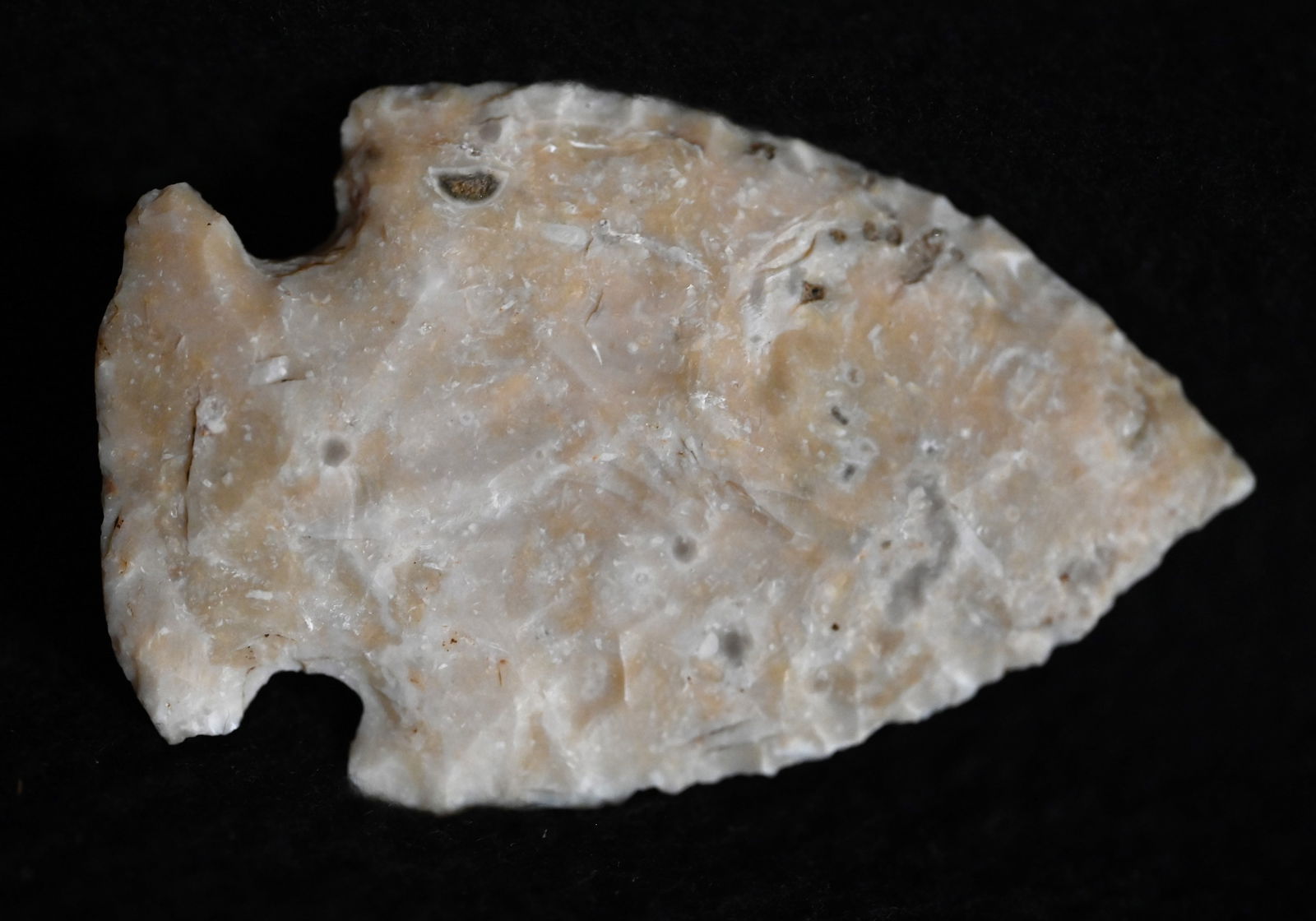 2 3/4" Gibson Arrowhead Found in Marion Co. Missouri Ex: Matt Lay Collection. (1 of 8)