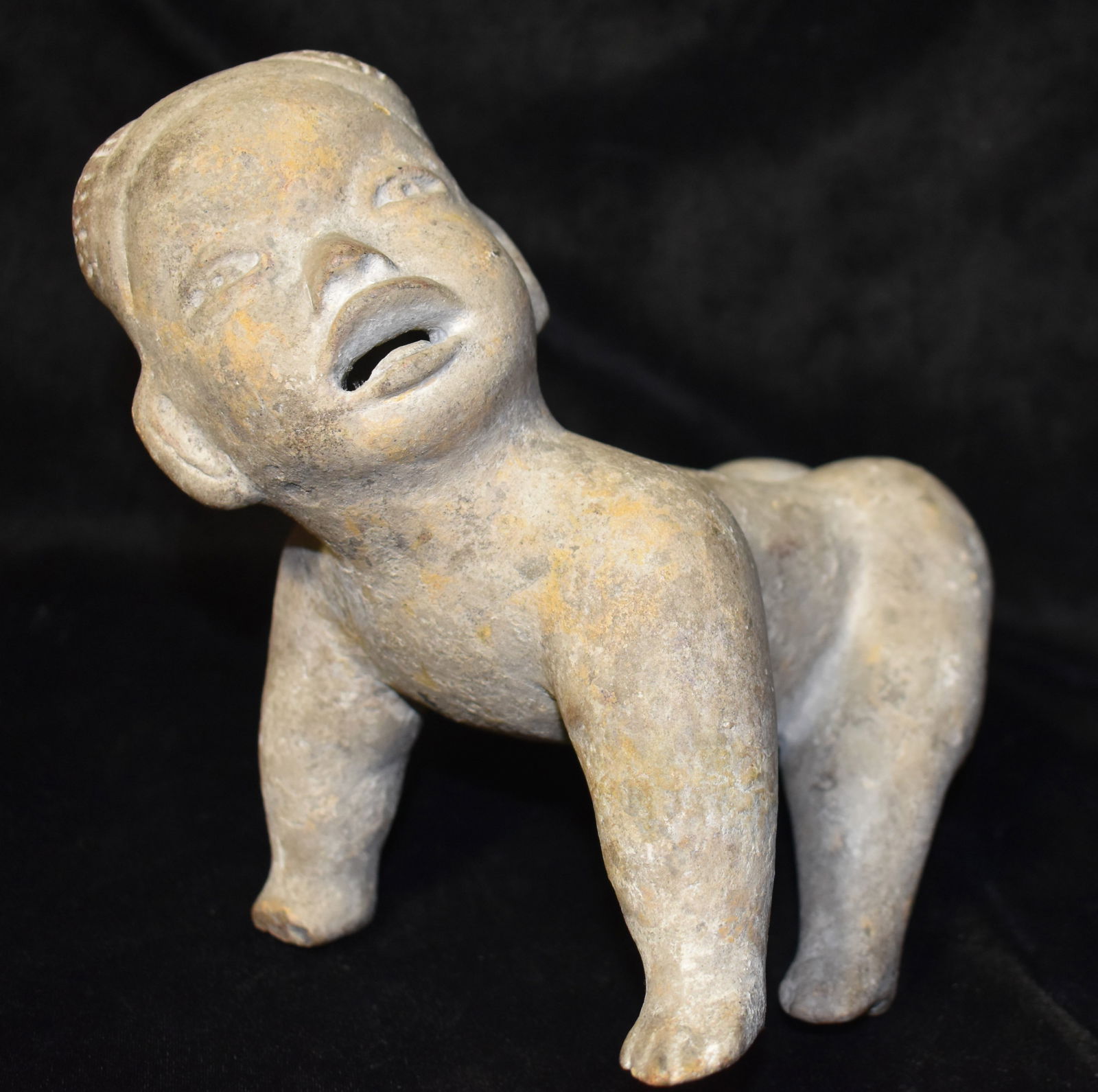 Pre-Columbian Ancient Olmec Crawling Baby - Museum Grade Artifact!  Ex Sotheby's 1980 (1 of 20)